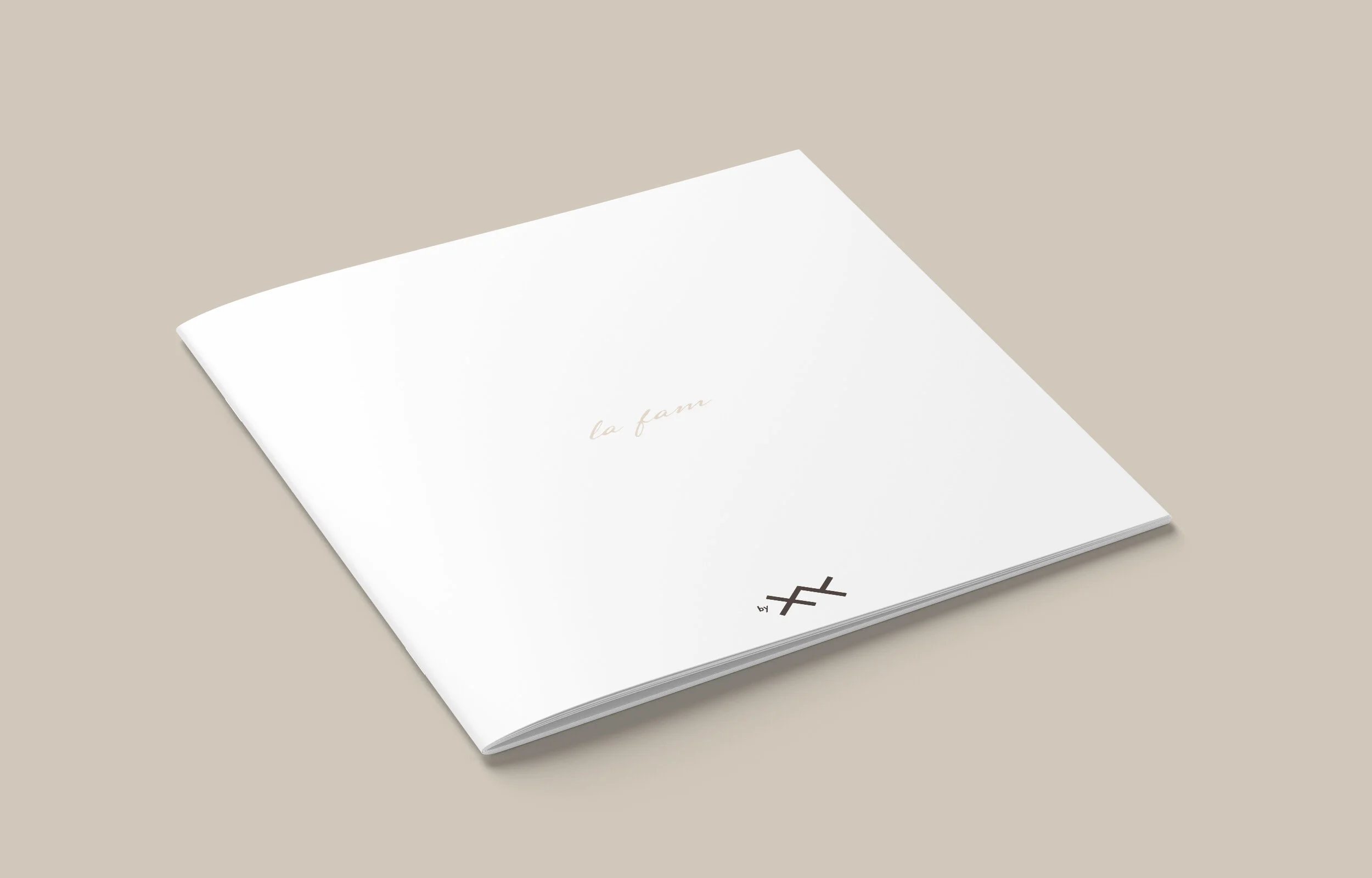 mockup_booklet_xy.jpg