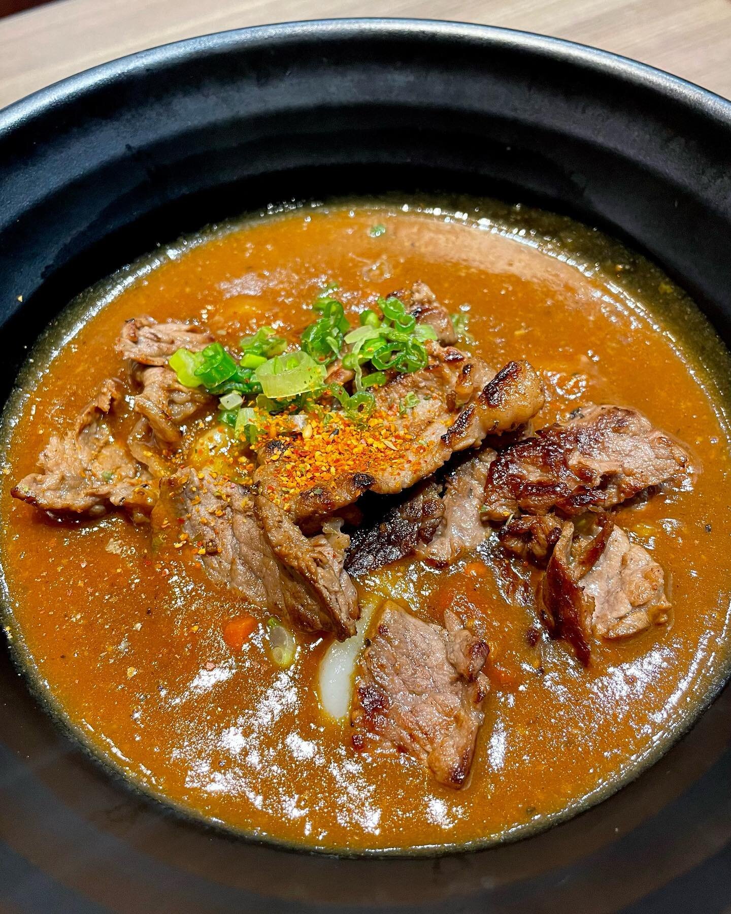 Staff&rsquo;s fav: Beef Curry Udon🥢
All sauces are made from scratch at KatsuMe!
Yumyum😋😋