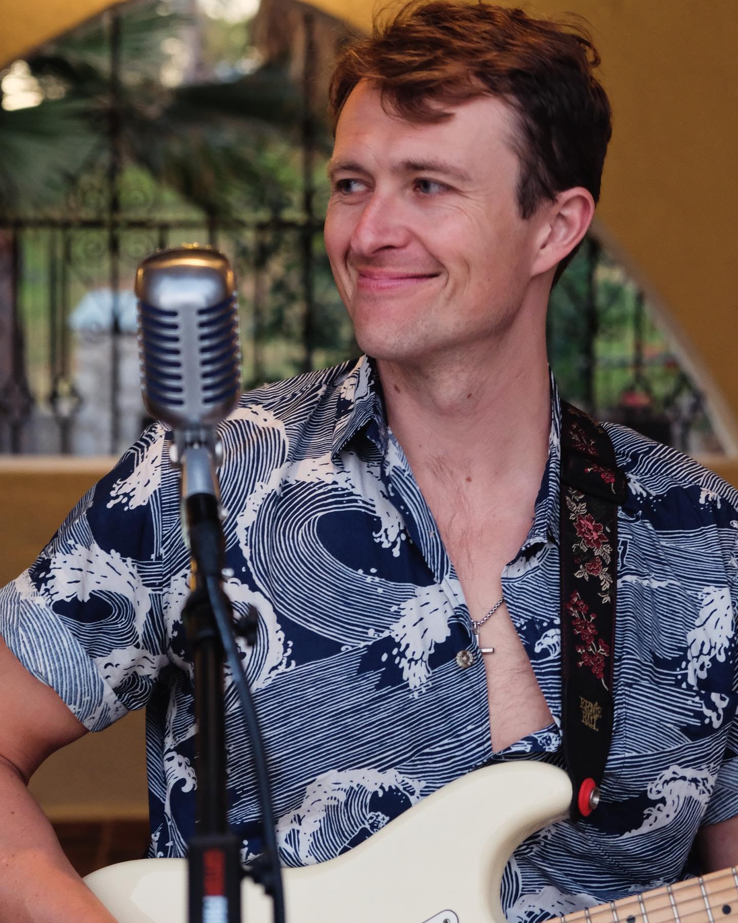 Last minute performance TODAY! @peltzerwinery from 2-5pm! Hope to see you out there! Happy Sunday 🎙️🎸🔥😎 #GodBless 
.
.
.
#livemusic #rocknroll #blues #jazz #soul #singer #guitar #singersongwriter #ratpack #elvis #samcook #upandcomingartist #weddi