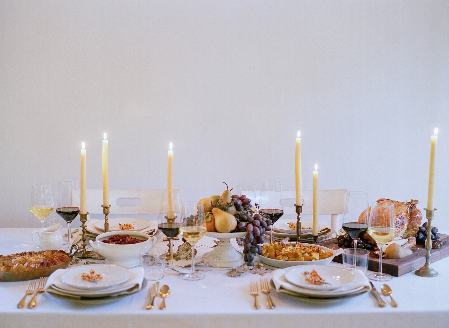 Happy Thanksgiving from our table to yours 🍂

Images captured from a memorable, festive gathering with @cearrcreative