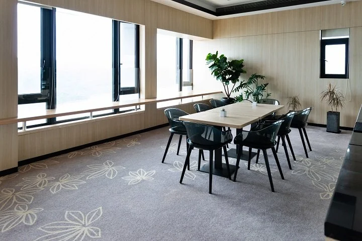  Minimizing Heat with Vinyl Windows