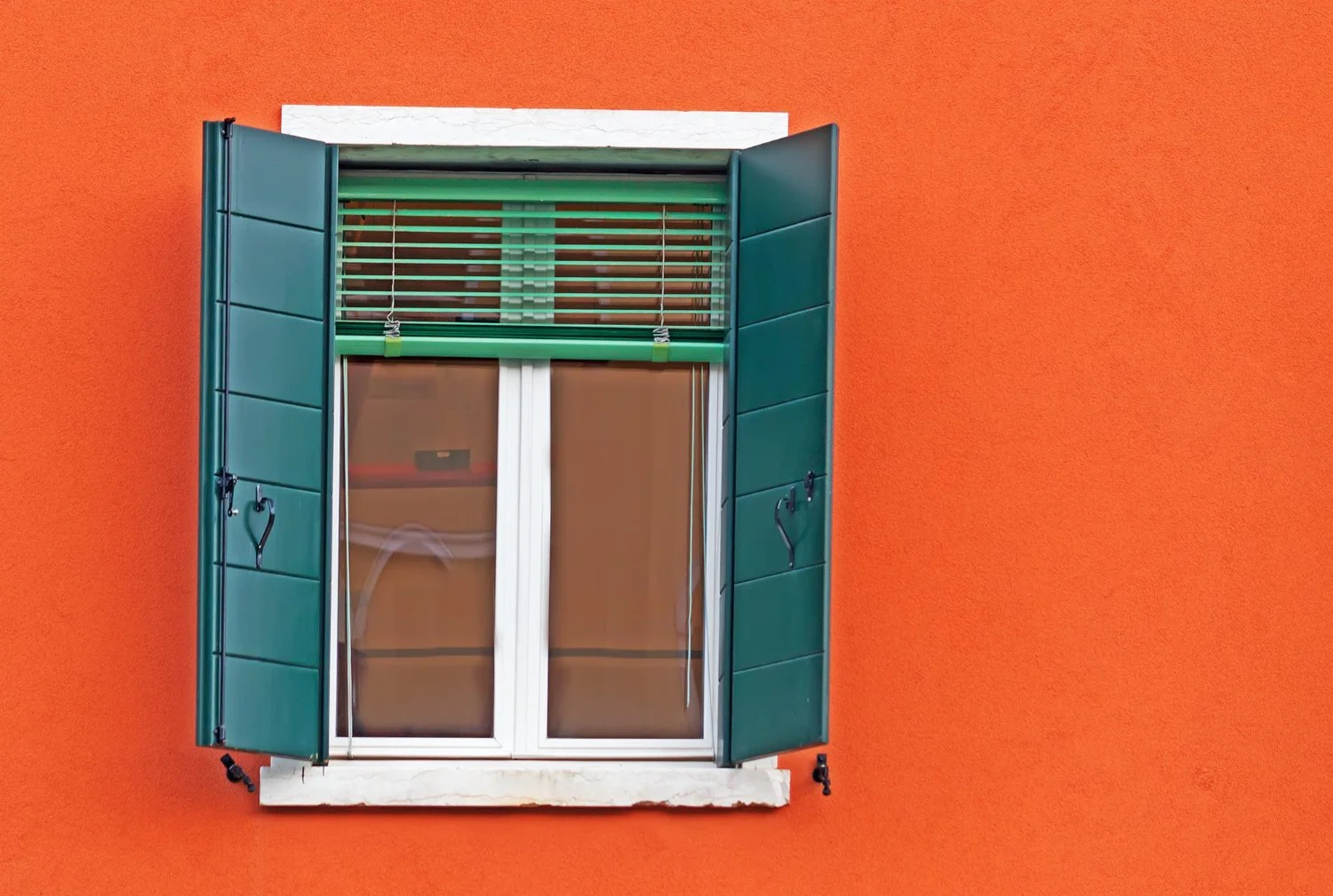 Consider Installing These Windows For Better Ventilation