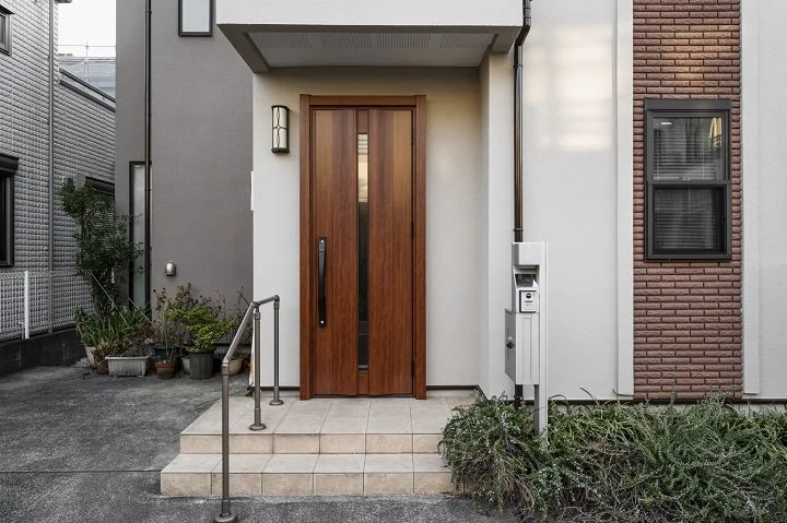 Opening the Door to Style: Choosing Your Perfect Entrance