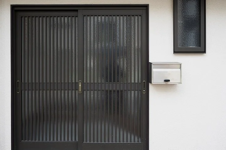 Iron Doors: The Sturdy Entrance with Amazing Benefits