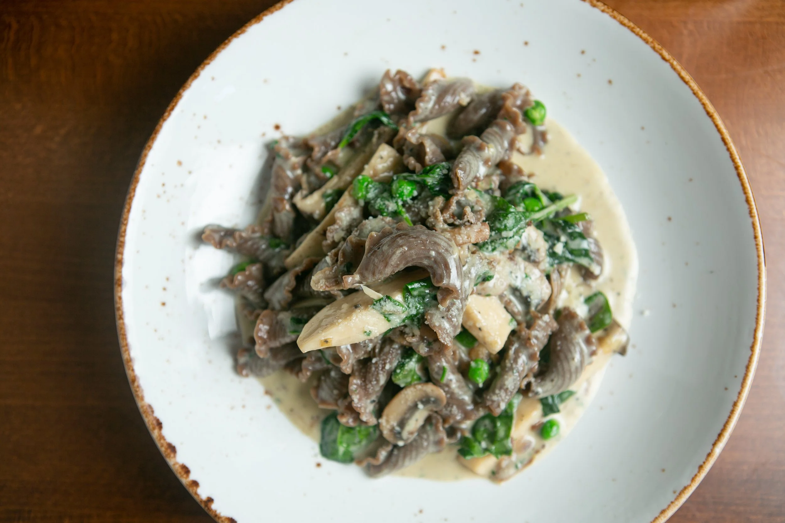   VISIT     MENU     WINE  