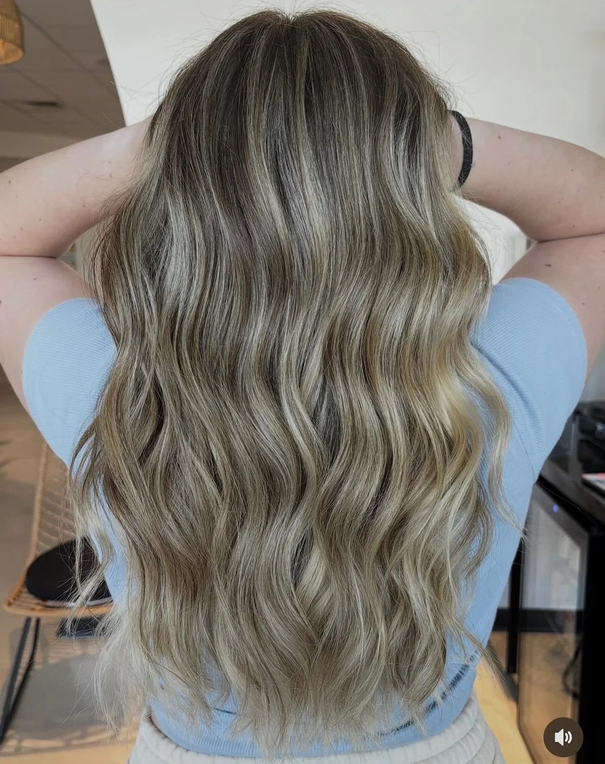 Going ➡️ Blonde 👱&zwj;♀️✨💖 JR stylist @hairbycarlene.nh is now available Wednesdays &amp; select days during the week with a master stylist mentor!