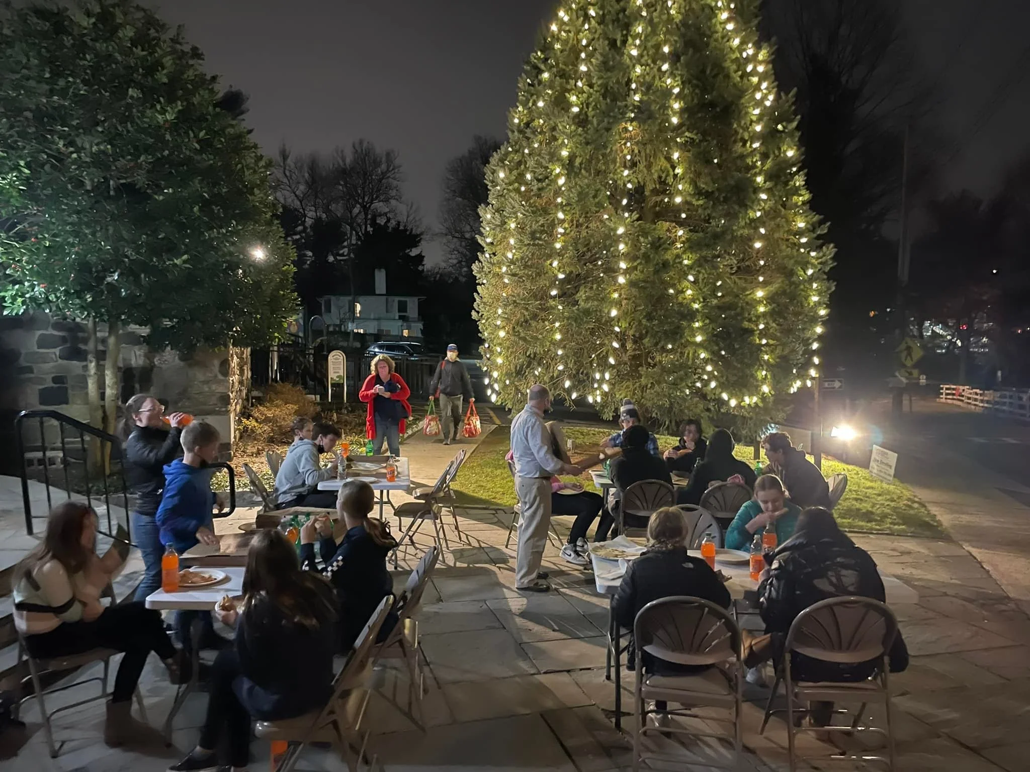 21st Annual Community Christmas Carol Sing-Along and Tree Lighting