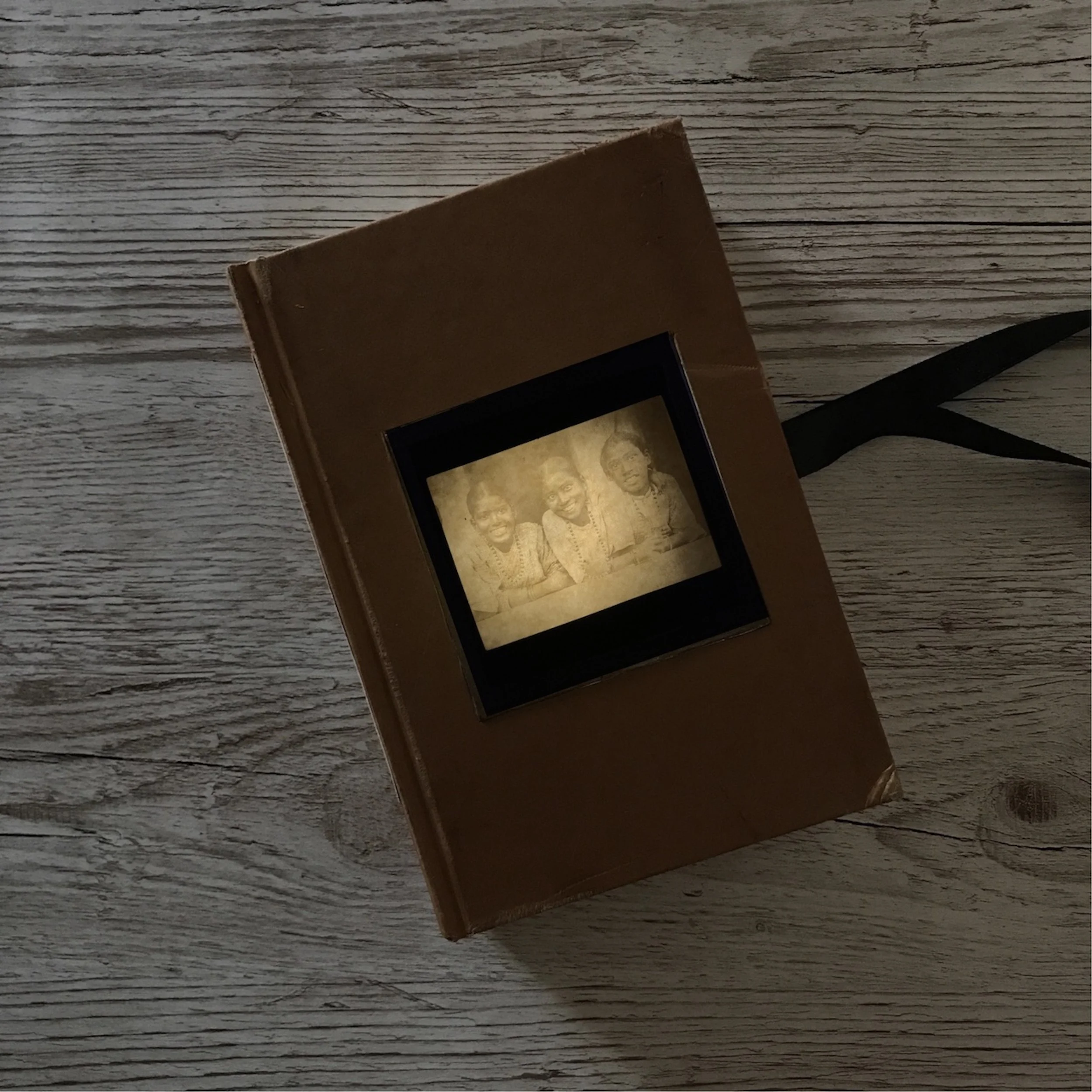 Magic Lantern Book_ Jack Ravi_5.jpg