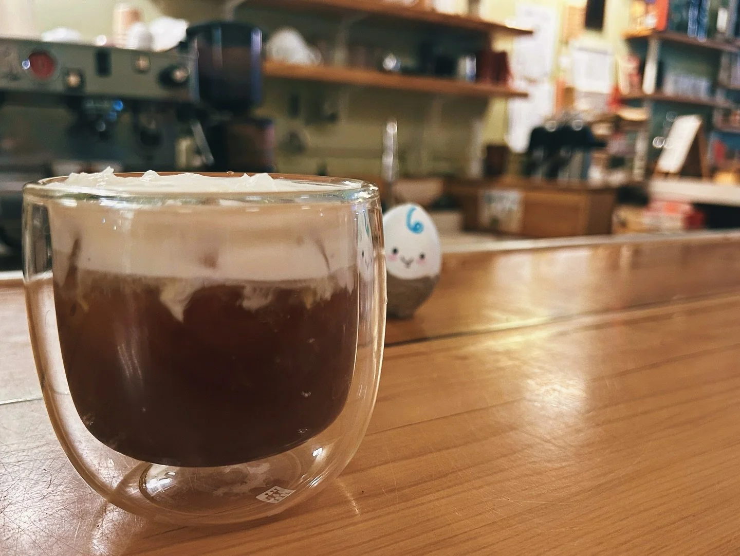 Our friends at @seftoncoffeeco have outdone themselves yet again! 😱

Utilizing our Velvet Grey and their coffee wizardry, they have crafted an Earl Grey Cold Brew topped with a rich vanilla whipped cream! 🧋

Snag one while they last, because I migh