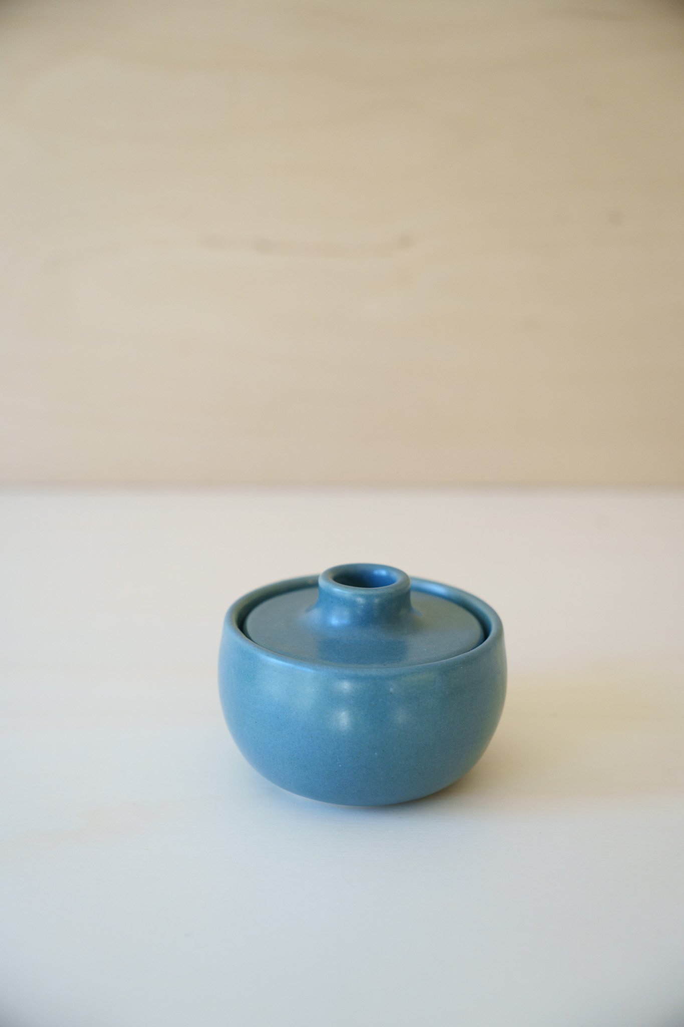 little jar, sea
