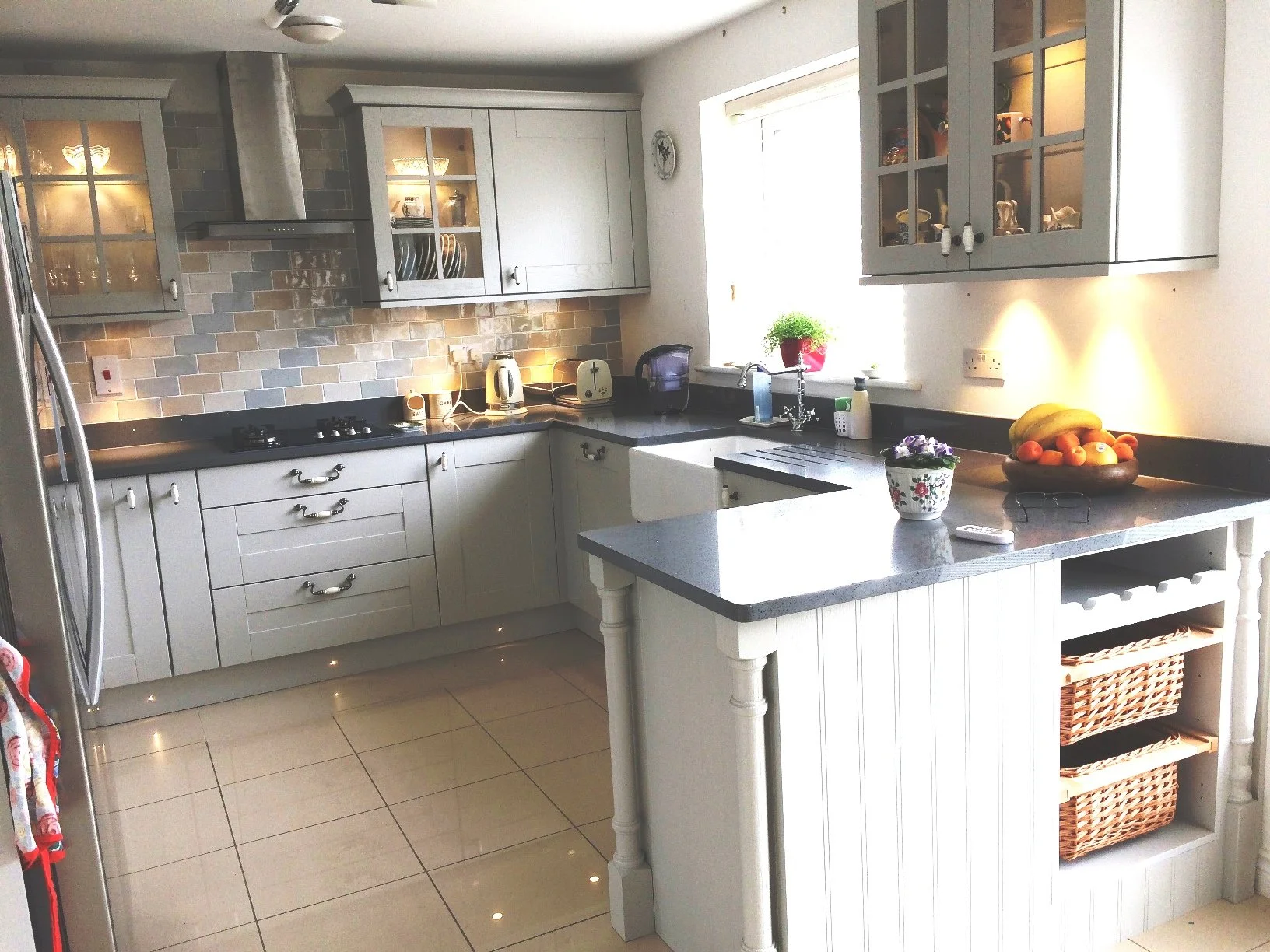 Kitchen by Adonis Home Remodeling