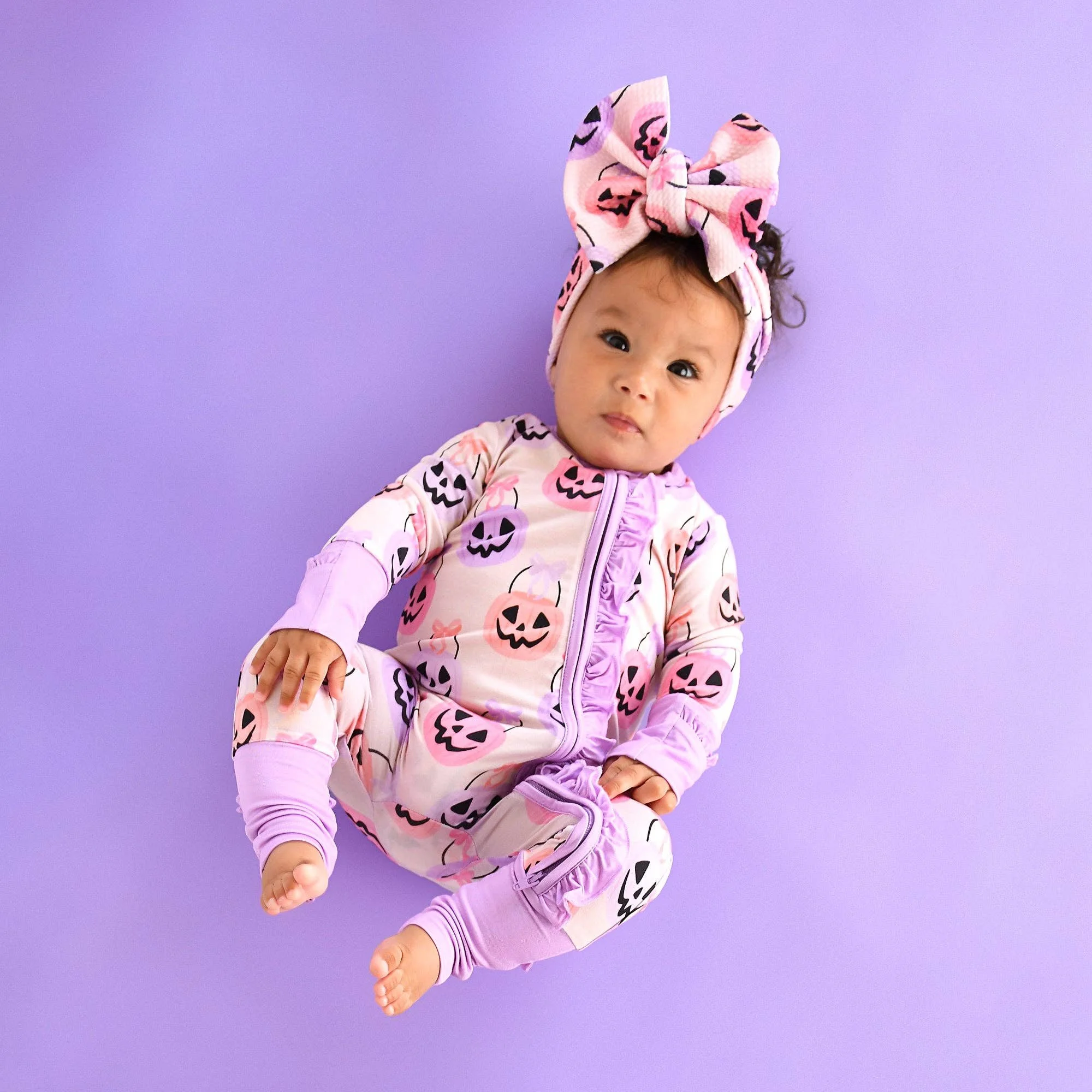 emmy-ruffle-zip-bamboo-halloween-pumpkins-baby-outfit-14.jpg