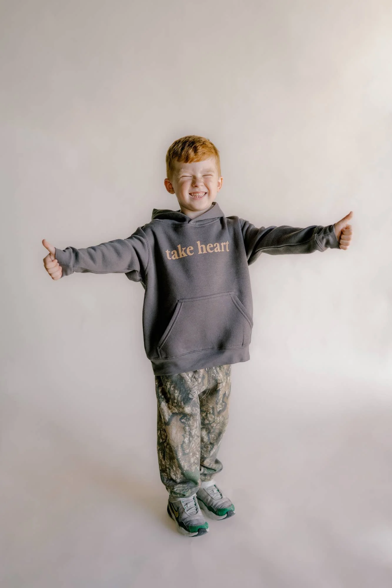 youth-take-heart-hoodie-charcoal-6.jpg