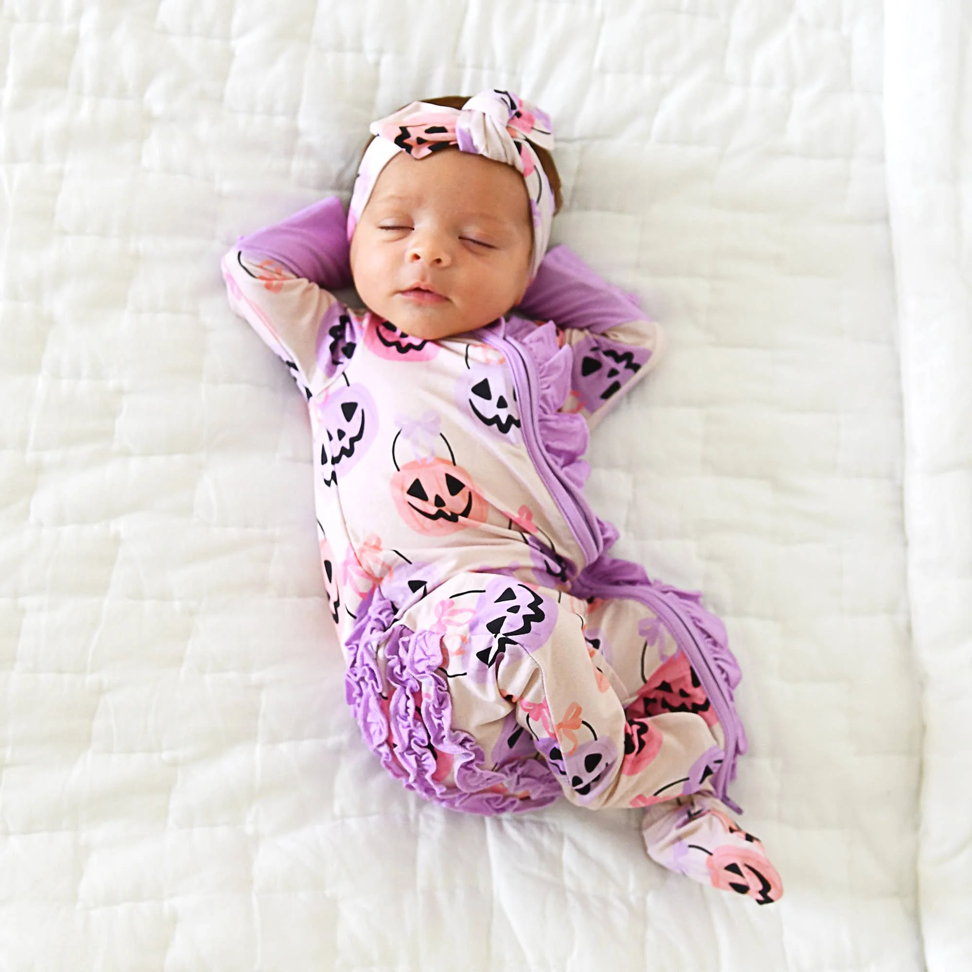 emmy-ruffle-zip-bamboo-halloween-pumpkins-baby-outfit-5.jpg