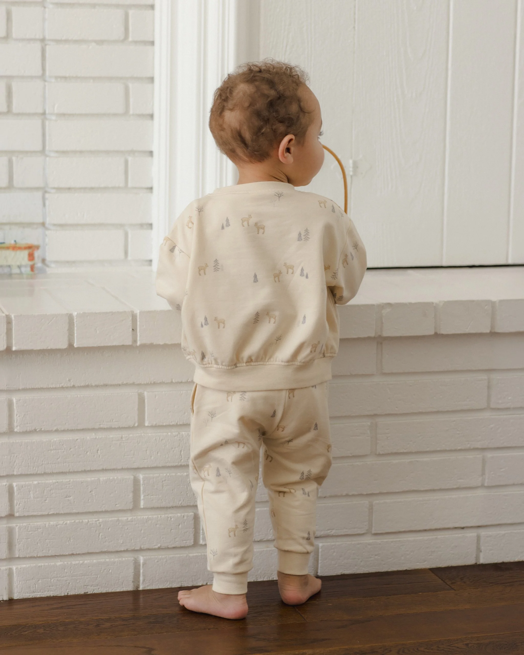 QM-AW26-D1-OC-LIFESTYLE-WEB-026.jpg