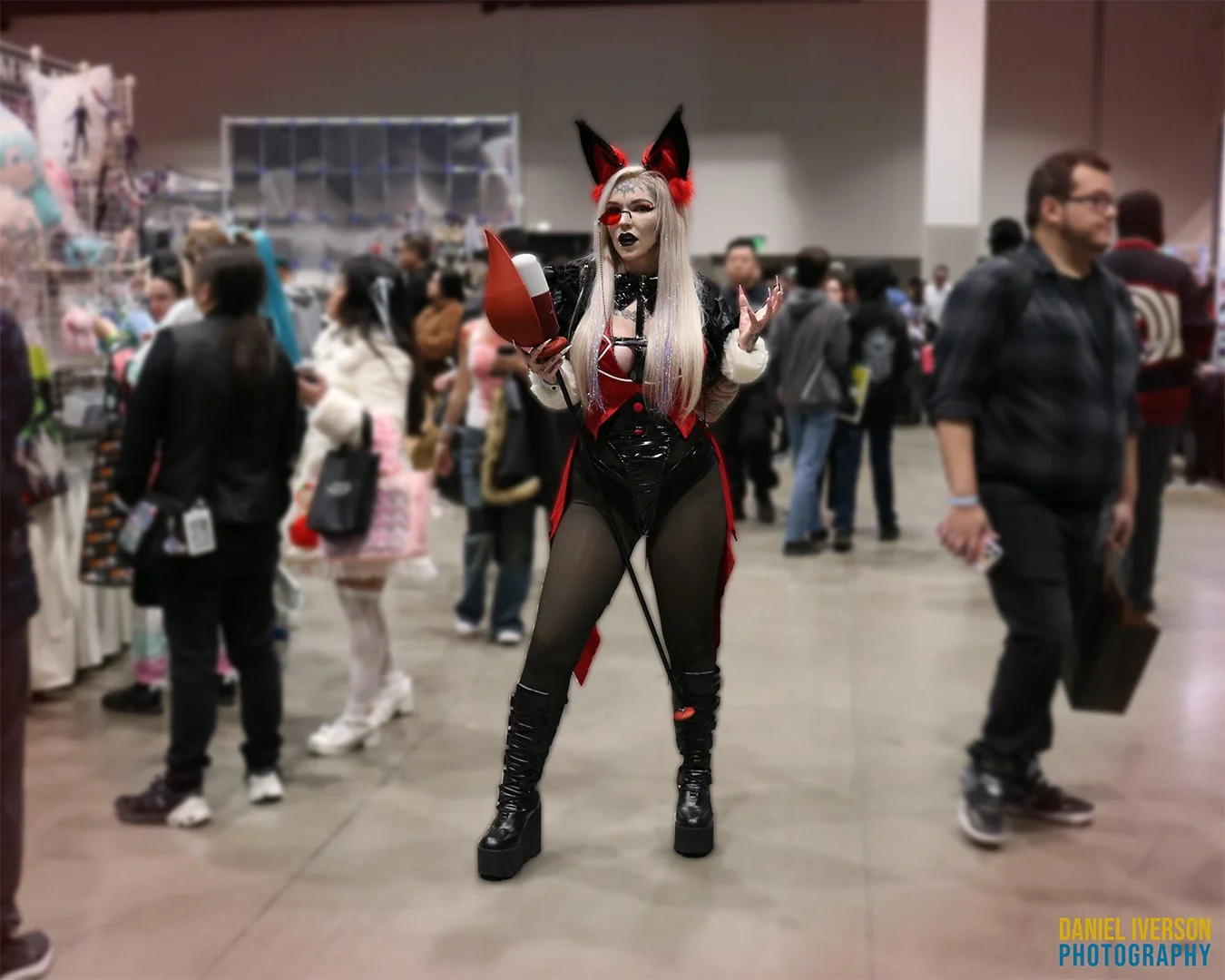 Cosplayer @princessjenycidex as Alastor from Hazbin Hotel!!!!
------------------------------------
#bayareaphotographer #sacanime #sacanimewinter #sacwinter #photoedit #cosplay #cosplayer #cosplayphotographer
#cosplayphotography #cosplayersofinstagra