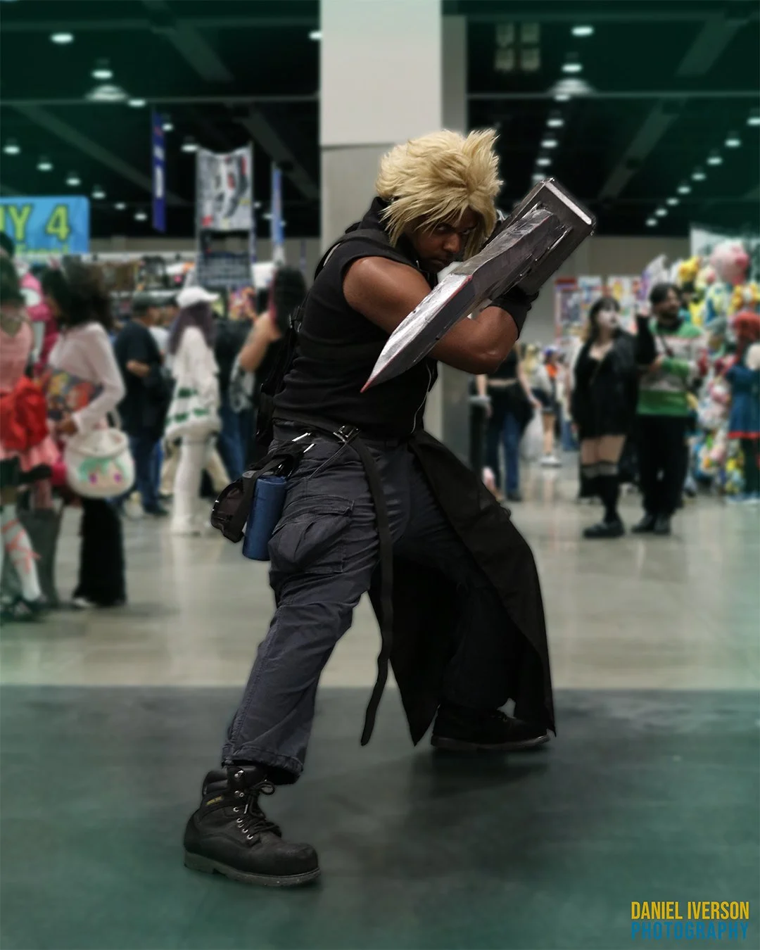 Cosplayer @ansonireini as Cloud from Final Fantasy 7!!!!
------------------------------------
#bayareaphotographer #sacanime #sacanimewinter #sacwinter #photoedit #cosplay #cosplayer #cosplayphotographer
#cosplayphotography #cosplayersofinstagram #co