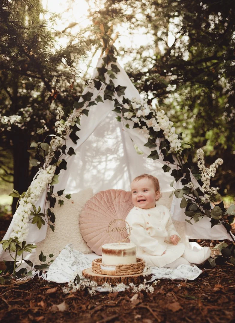 1st Birthday Outdoor Cake Smash in Saffron Walden 