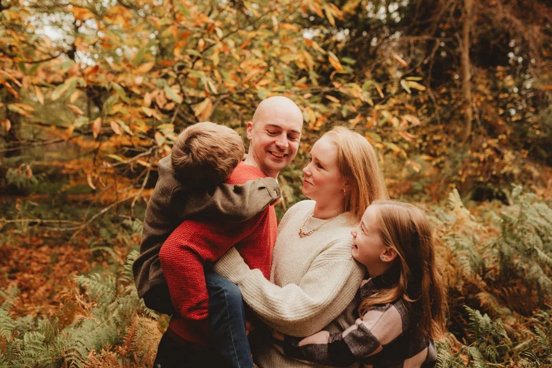Autumn-outdoor-natural-family-photography-Saffron Walden-Essex-Cambridge-jodie-wilson-photography-16.jpg