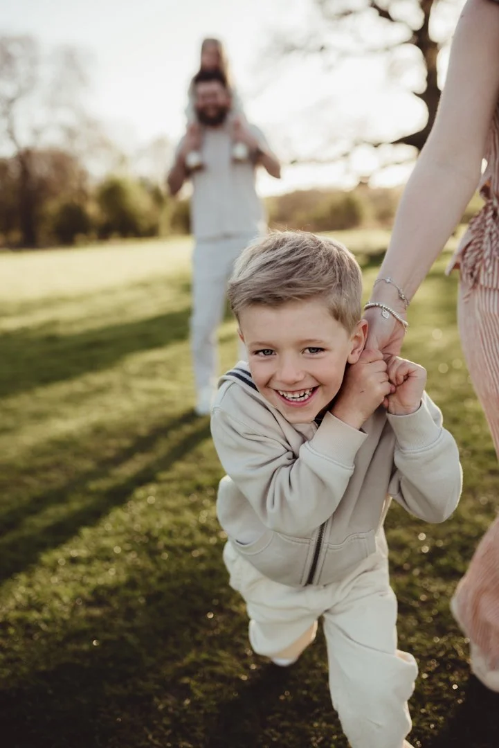 outdoor-family-sunset-jodie-wilson-photography-saffron-walden-essex-35.jpg