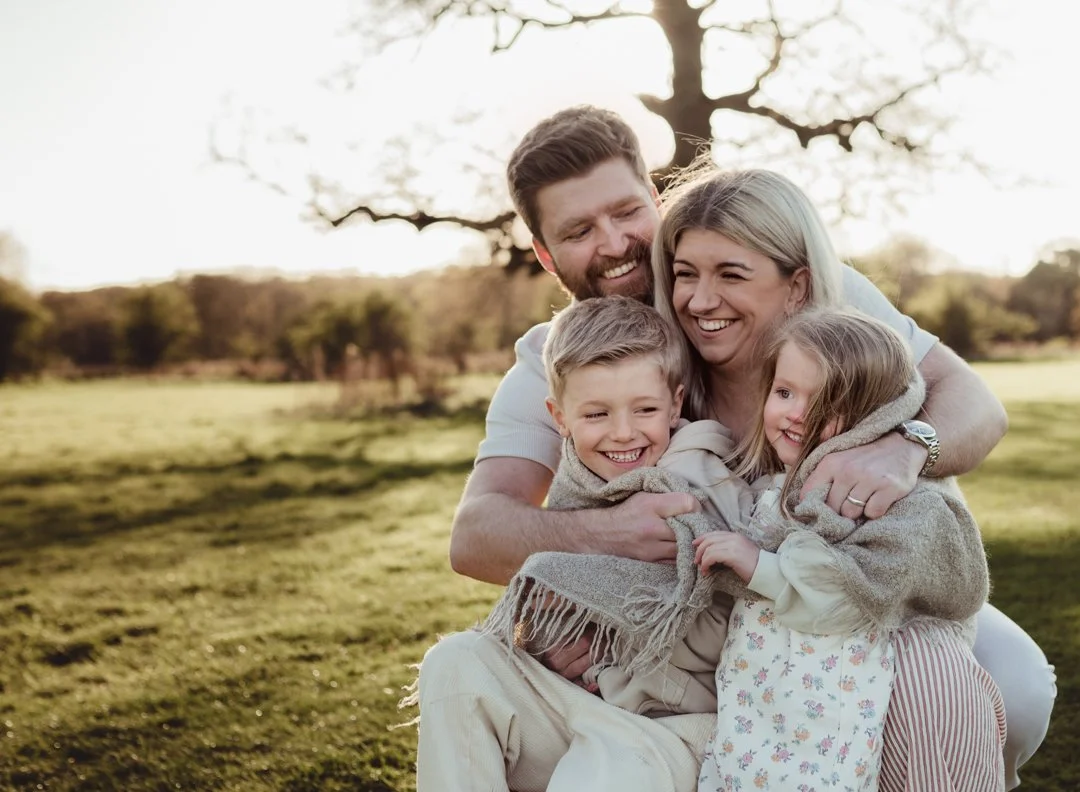 outdoor-family-sunset-jodie-wilson-photography-saffron-walden-essex-13.jpg