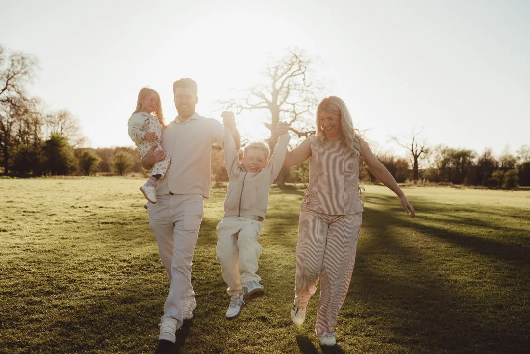 outdoor-family-sunset-jodie-wilson-photography-saffron-walden-essex-7.jpg