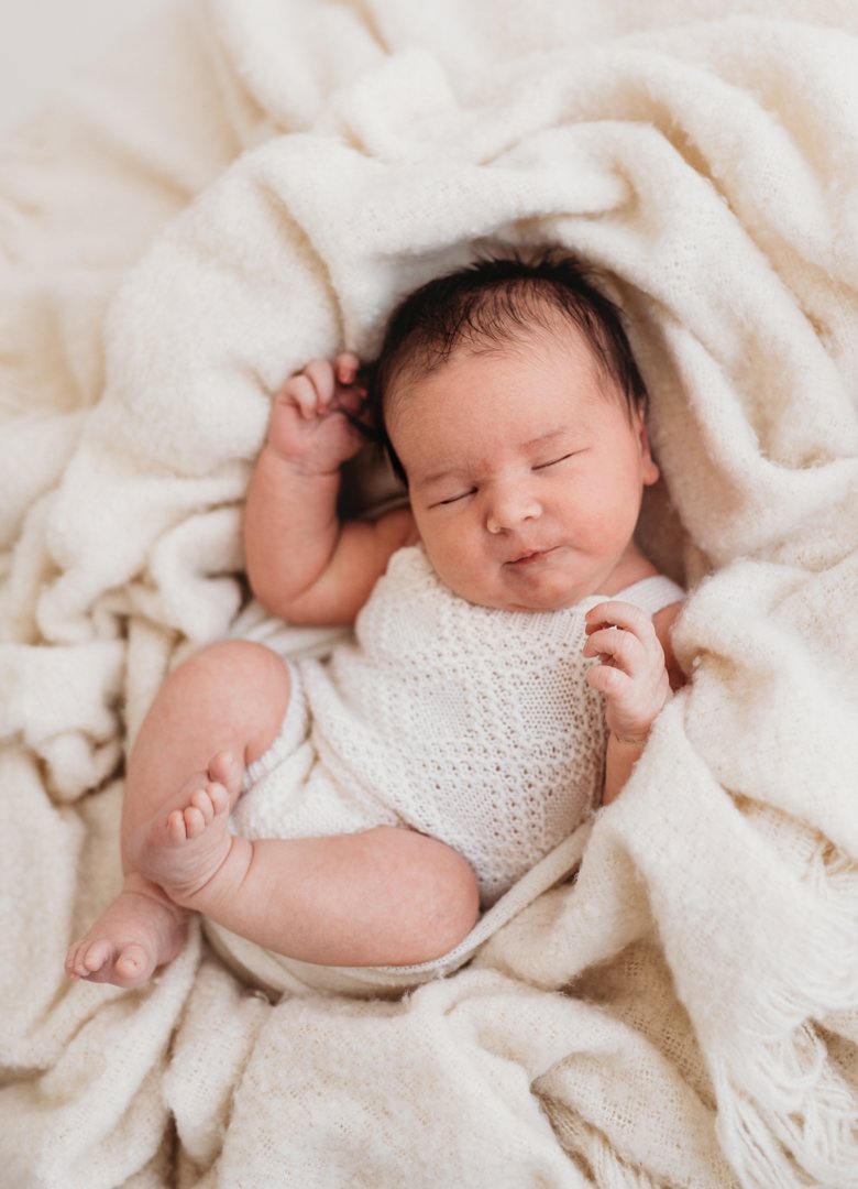 natural newborn photoshoot in Essex studio, Saffron Walden 