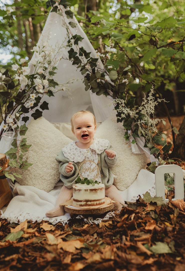 Woodland outdoor Cake Smash