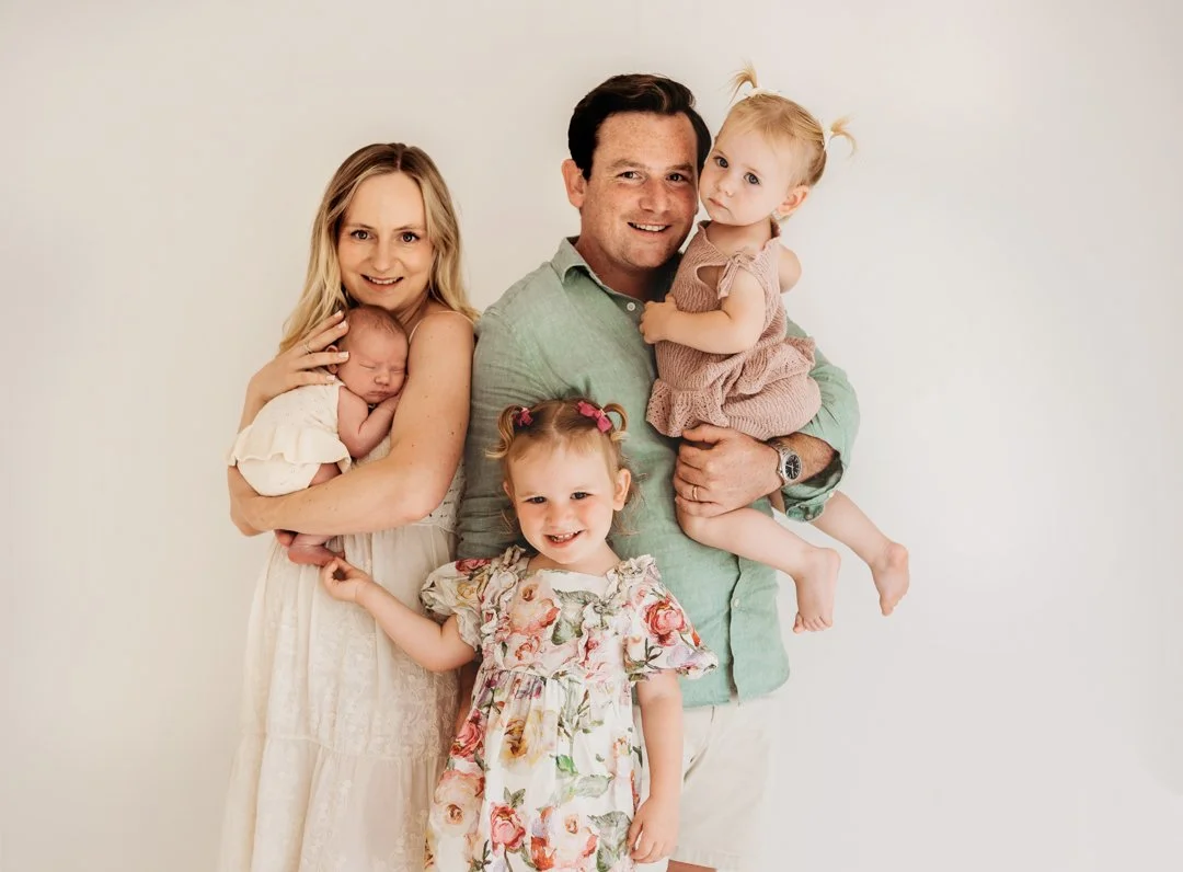 Newborn-Family-photoshoot-jodie-wilson-photography-saffron-walden-essex-cambridge-9.jpg