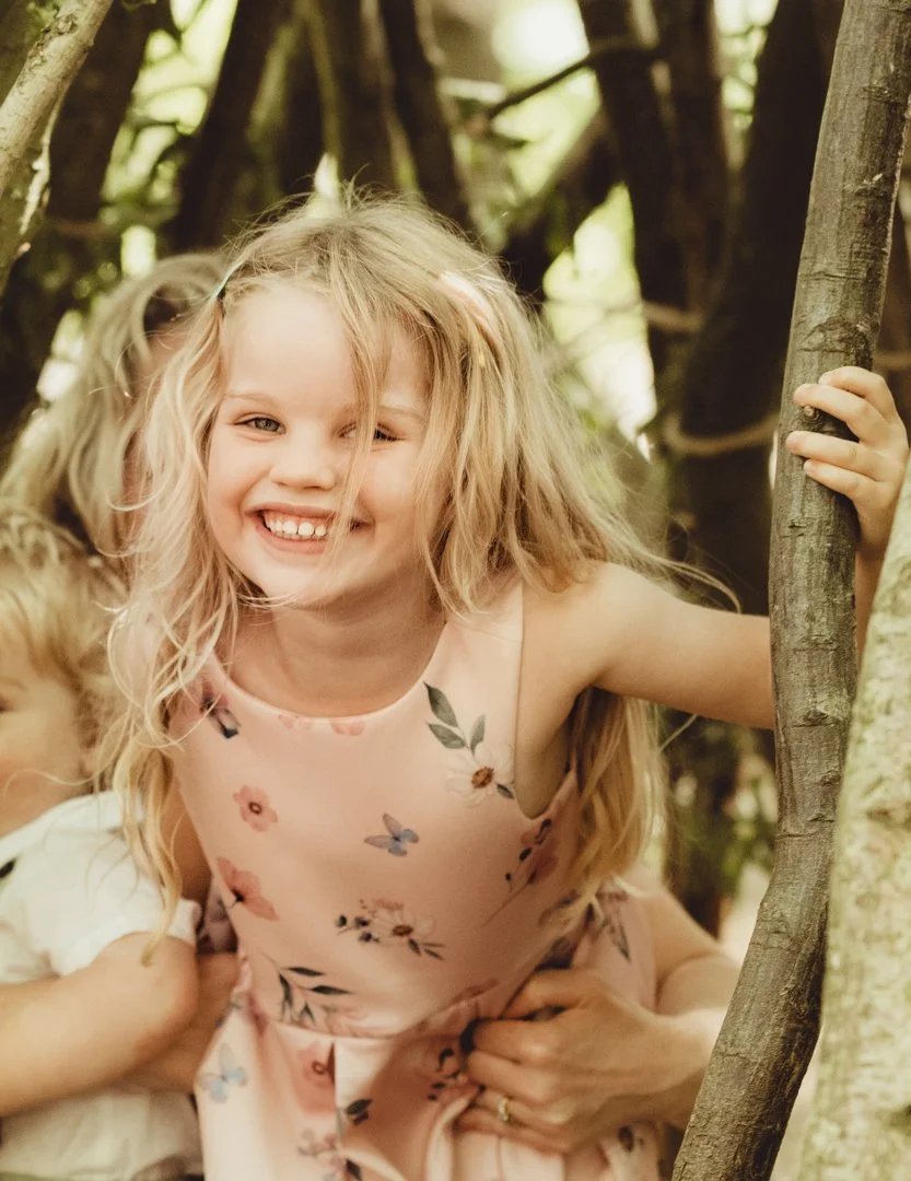 outdoor-family-photoshoot-jodie-wilson-photography-saffron-walden-essex-cambridge-119.jpg