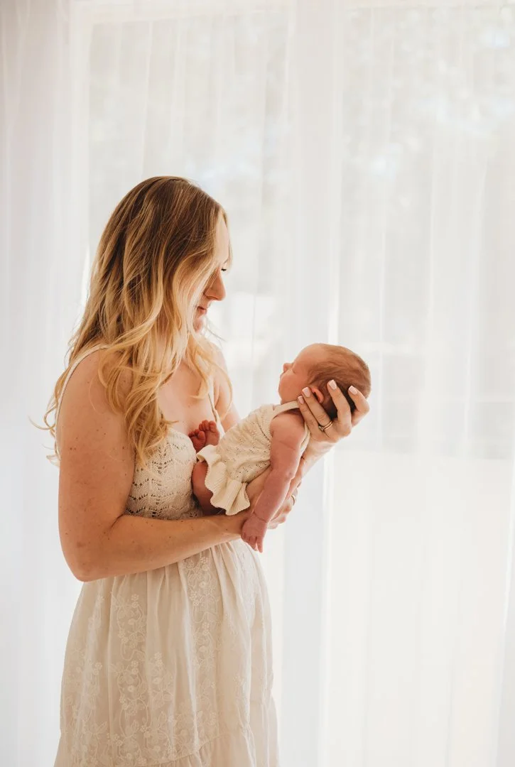 Newborn-Family-photoshoot-jodie-wilson-photography-saffron-walden-essex-cambridge-26.jpg