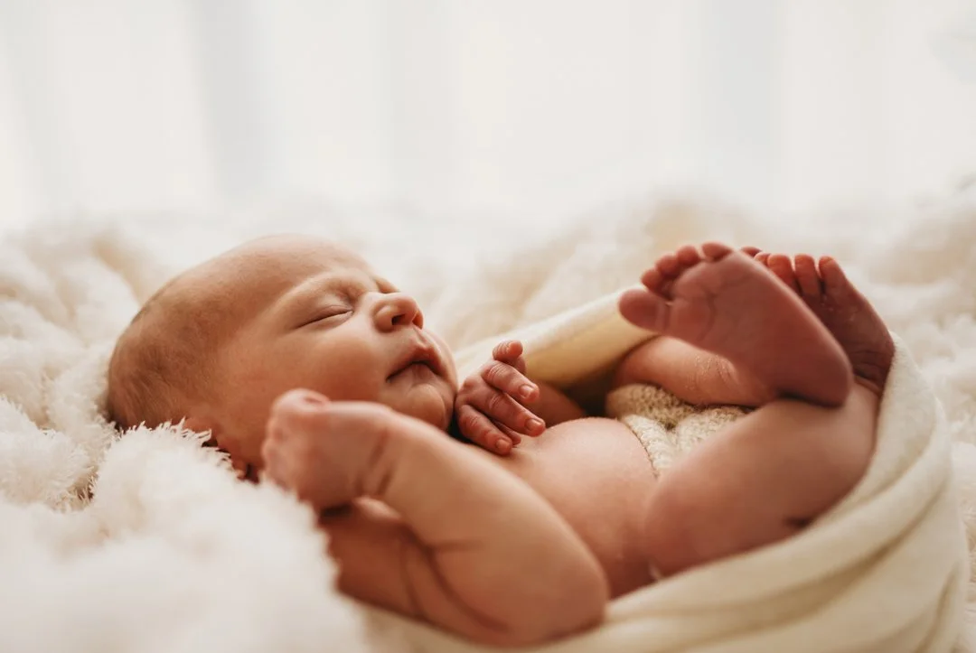 Newborn-photoshoot-essex-cambridge