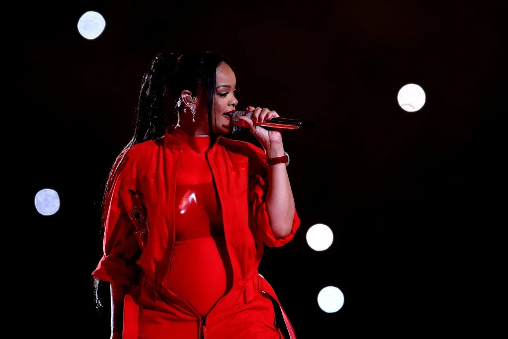 yoga happy hour: rihanna edition