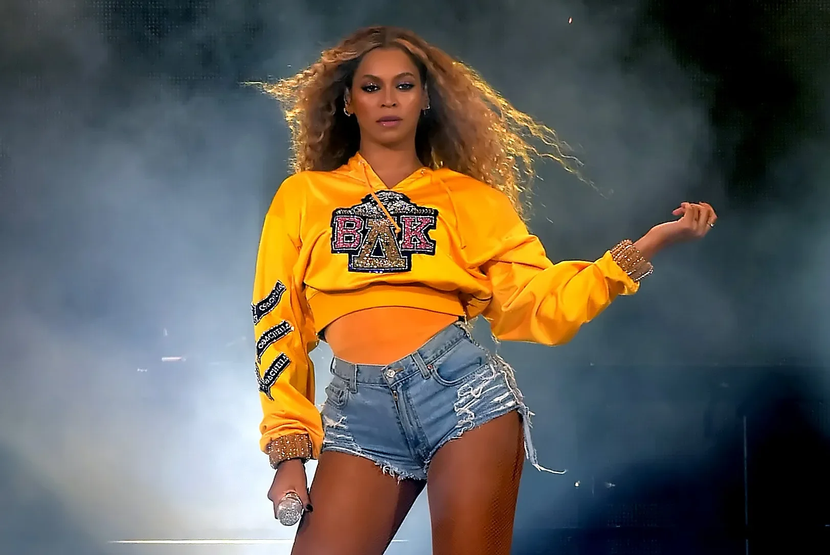 yoga happy hour: beyoncé edition