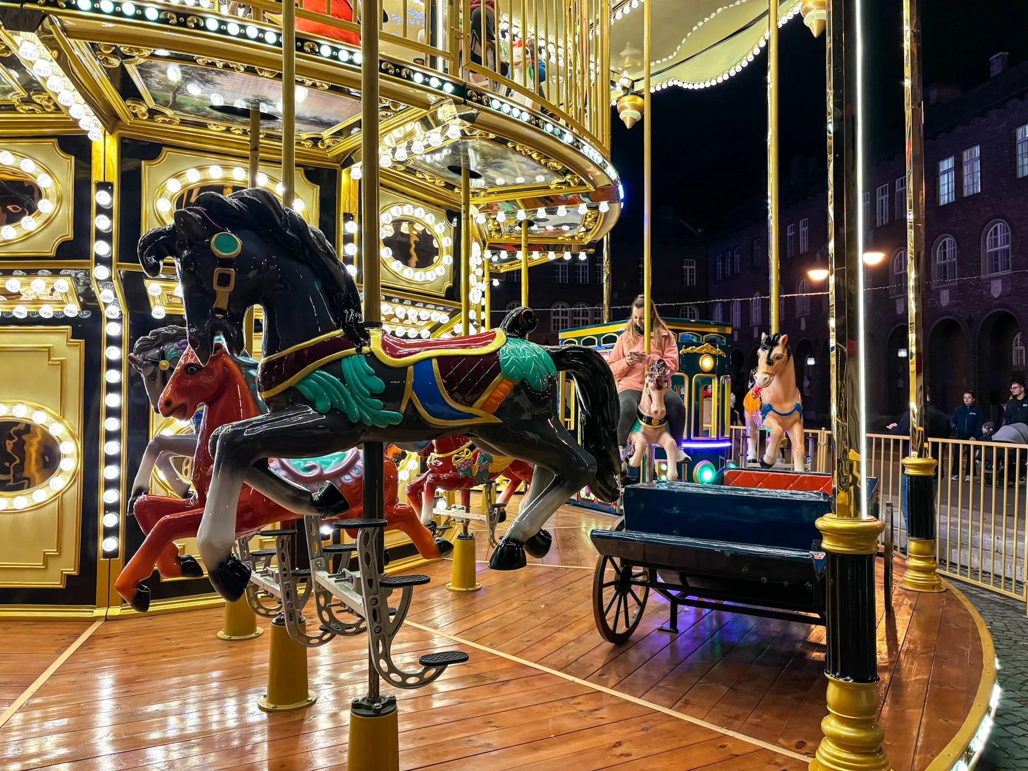 Two-story carousel now operating on Dóm Square as Szeged prepares for Christmas market