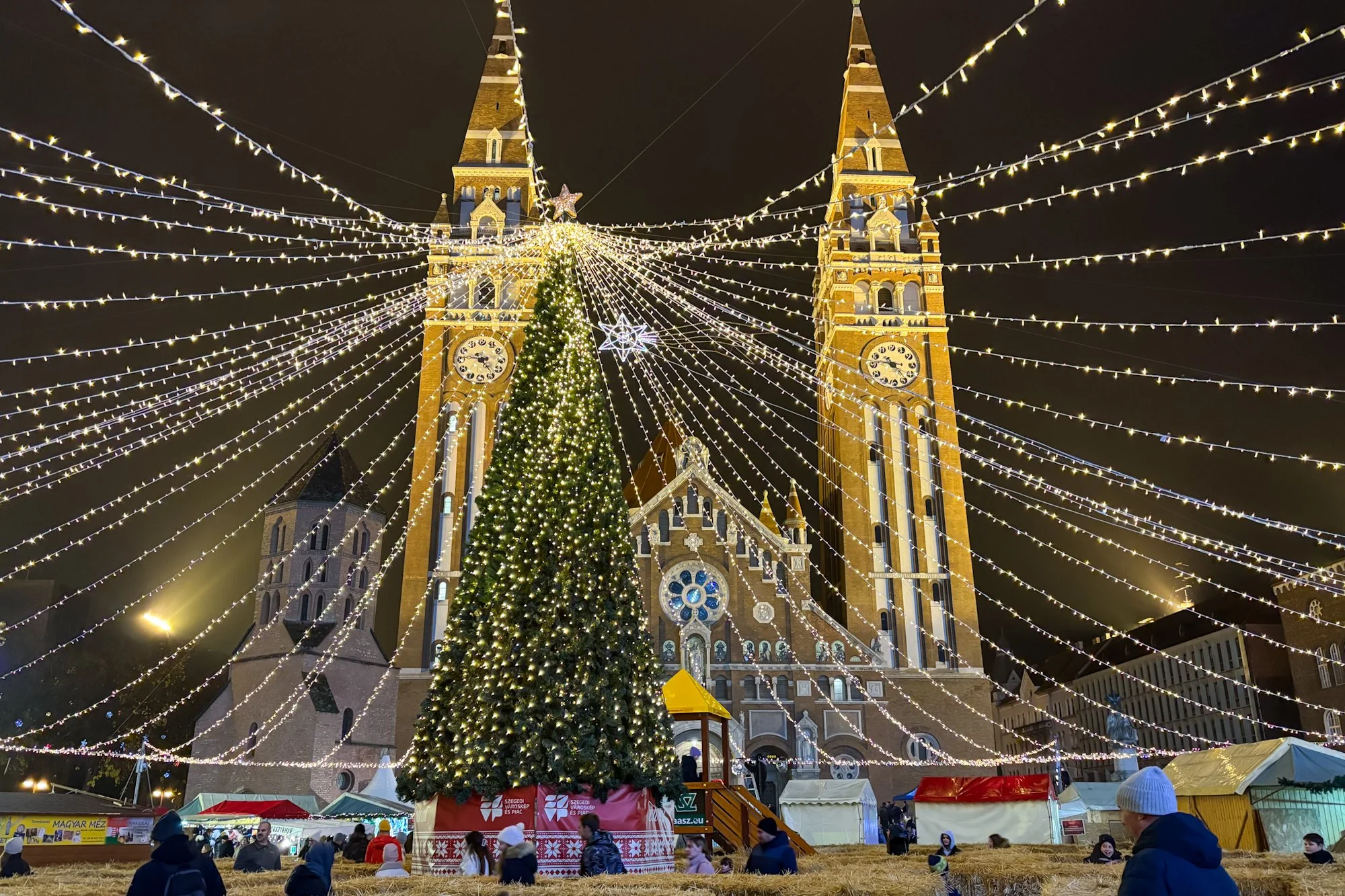 Szeged Christmas Market already in full swing
