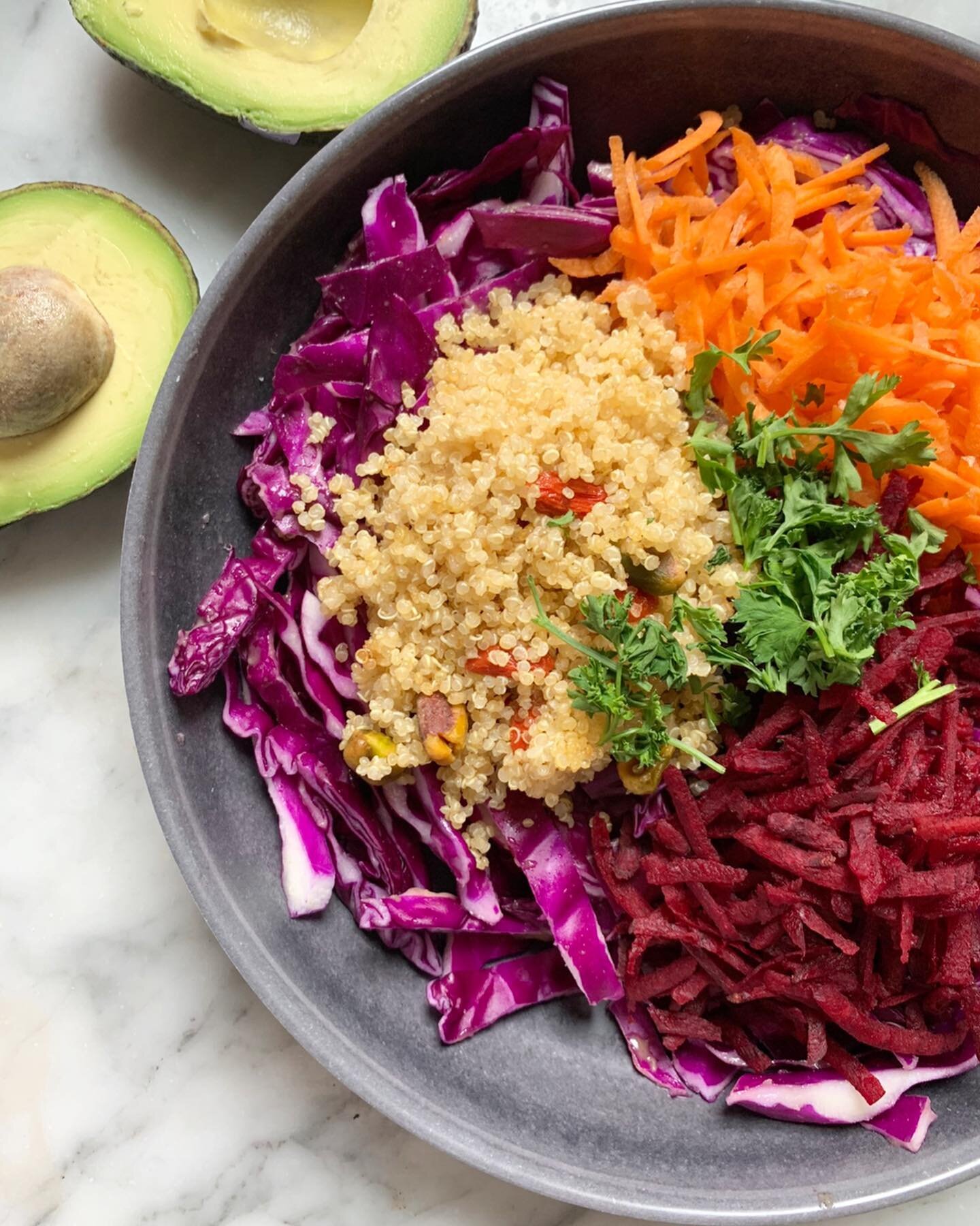 VEG OUT 🥦🥬🥕

My all-time favorite Reset Fete meal prep items are available in this week&rsquo;s LIMK (limited qty avail). 

➕Raw veggies and superfood quinoa that you can eat as a wrap or a salad with a scratch made carrot miso dressing.
➕Roasted 