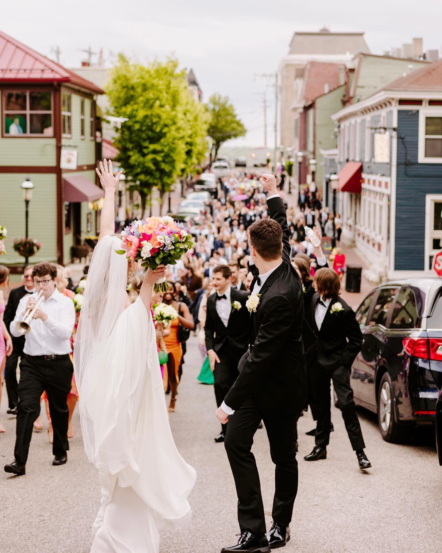 The Conway&rsquo;s, part I

A sneak peek for these two incredible humans &amp; their love. This post won&rsquo;t even begin to scratch the surface of the top snowflake on the tippity top of the iceberg of how special Abby &amp; Sean are nor how amazi