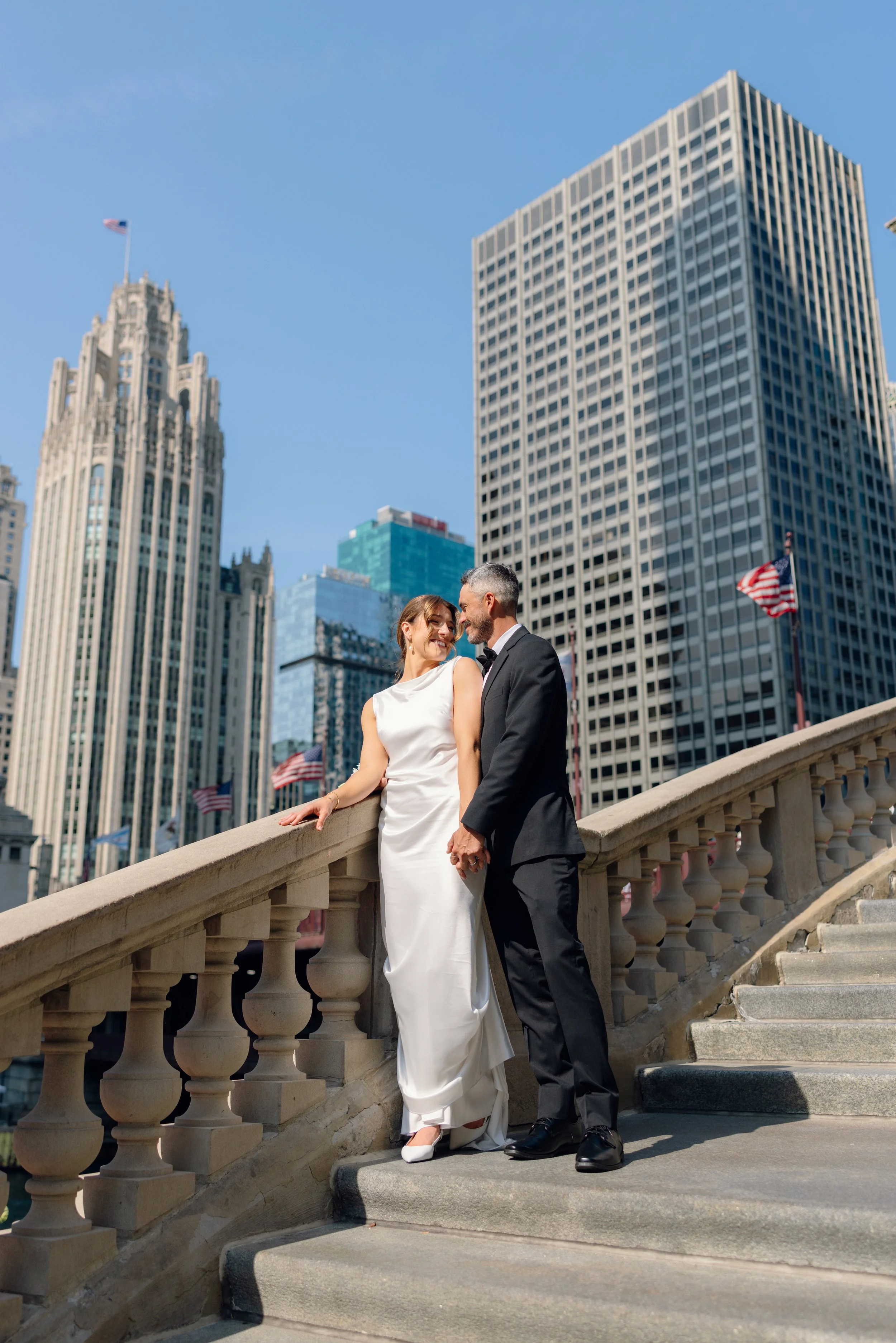 Effortlessly Chic Chicago City Hall Elopement