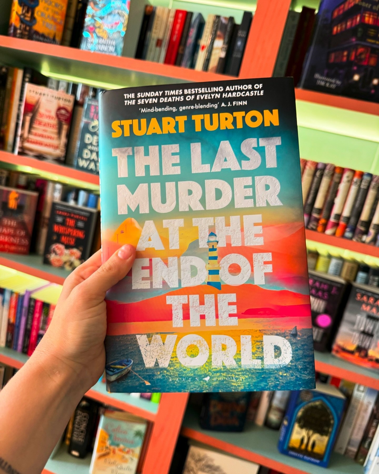 Need a page-turner that you can&rsquo;t put down (or wait to pick back up)? Grab THE LAST MURDER AT THE END OF THE WORLD! Inky Phoenix pick author @stuturton has done it again, and I was lucky enough to snag this straight off the office shelf at @blo