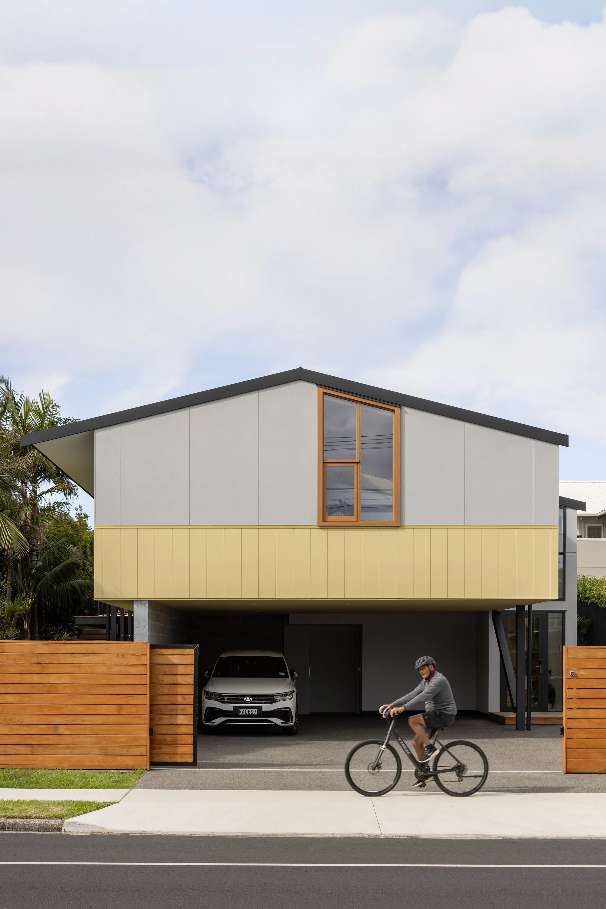 Untitled Studio-ATA-213-Oceanbeach--6.jpg