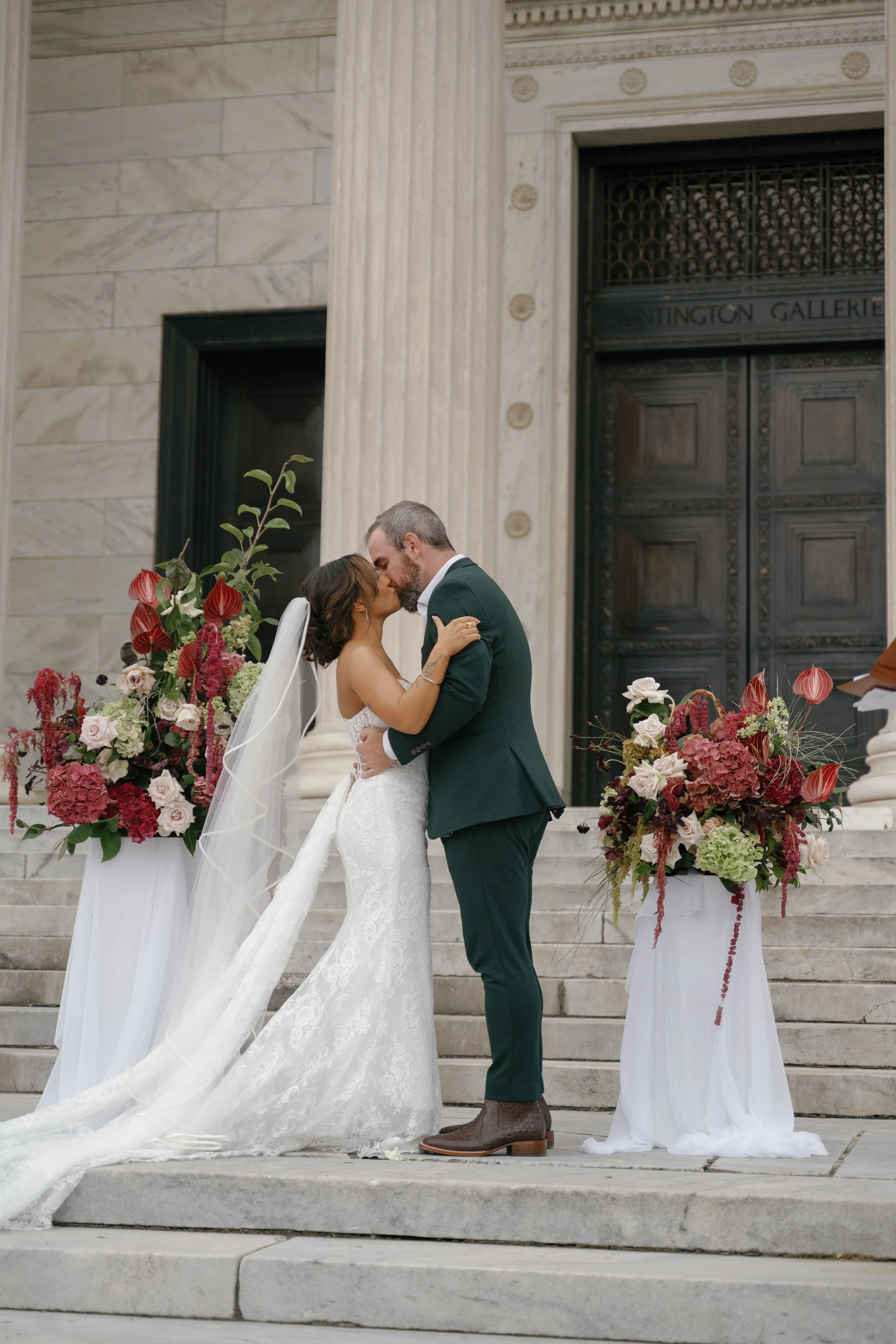 East-Coast-Wedding-Photographer-Sarrah-and-Landon-Married-Jenna-Martin-0609.jpg