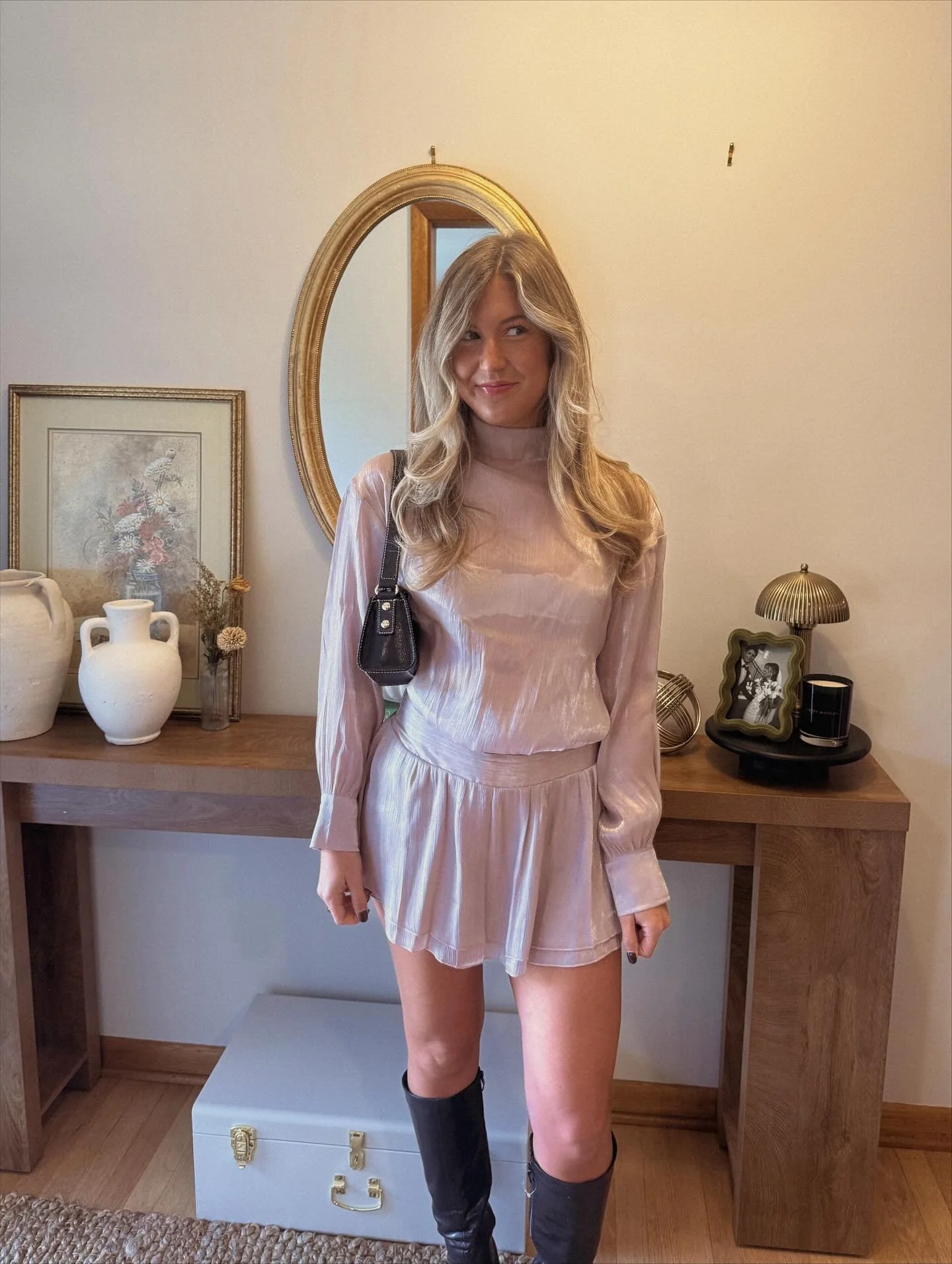 thanksgiving outfits coming in HOT this thursday 🦃🍷🍂 our THANKFUL THREADS collection drops at 7:30 PM eastern time! 50 NEW ARRIVALS full of your favorite fall outfits, thanksgiving outfits, and night out outfits! it’s too good and I can&rsqu