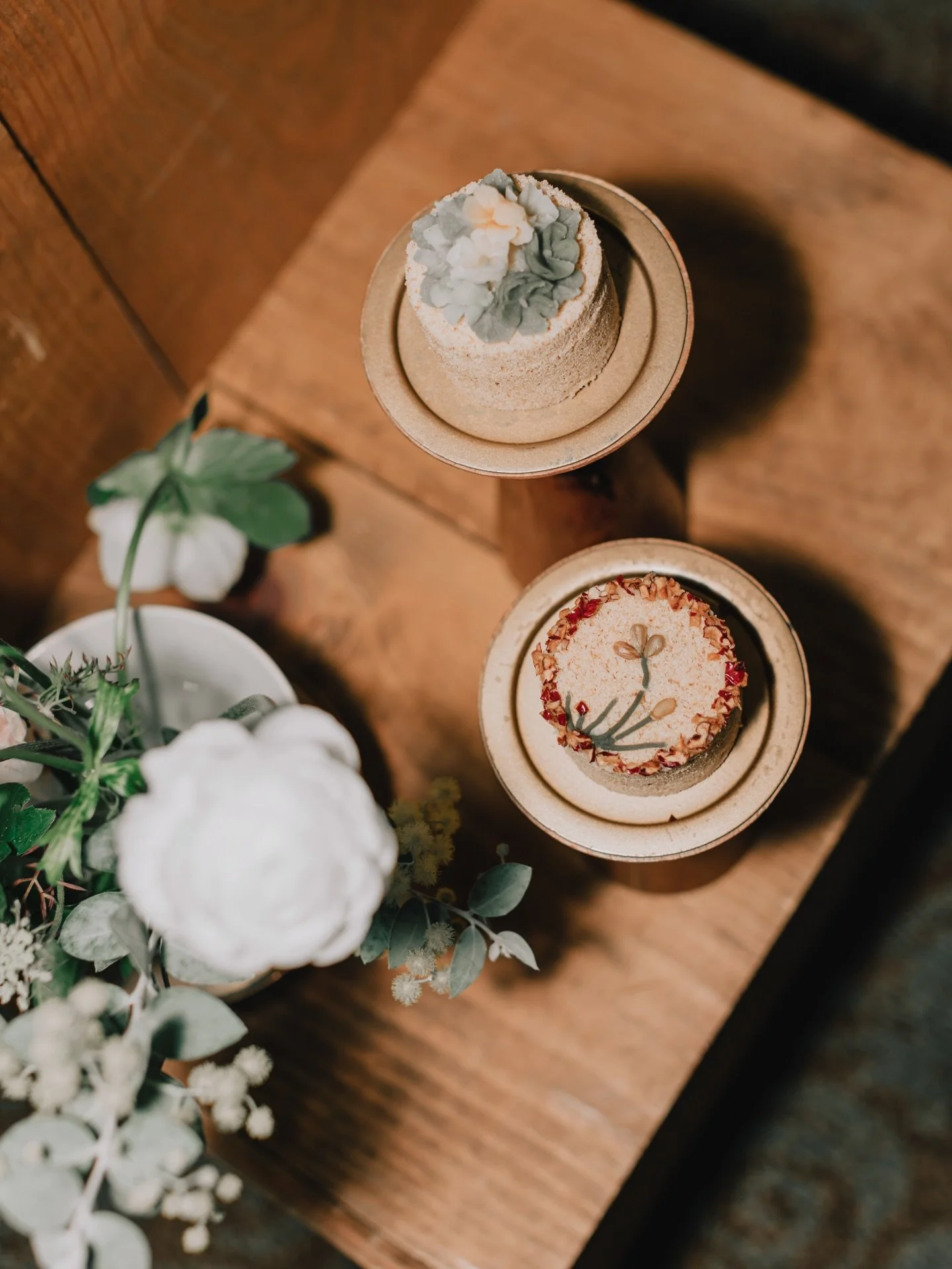 Starting with the details 🌿✨

A Korean first birthday, also known as a Doljanchi, is such a meaningful celebration. This tradition honors a baby&rsquo;s first year of life, celebrating their health and the bright future ahead.

These delicate desser