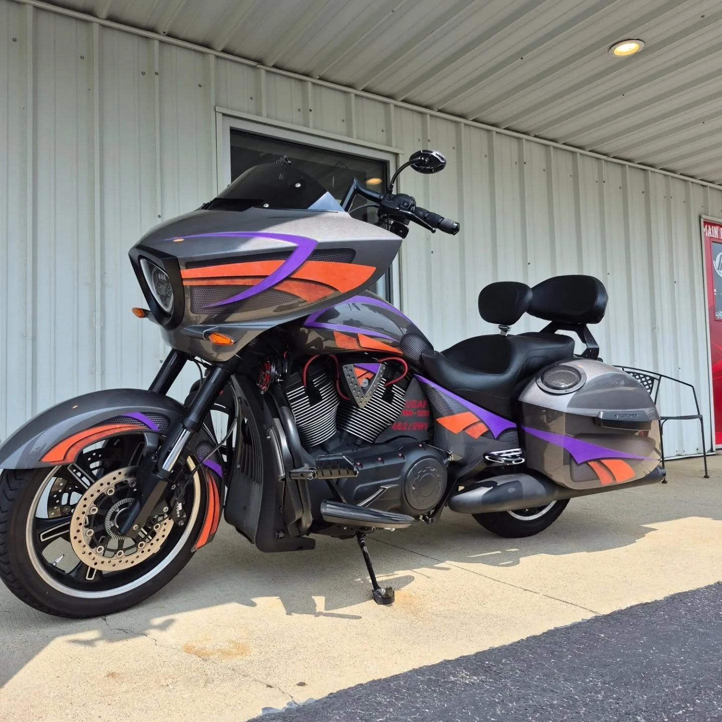 Graphics Kit Install...
&bull;
&bull;
&bull;
#wewrap #motorcyclewrap #motorcycle