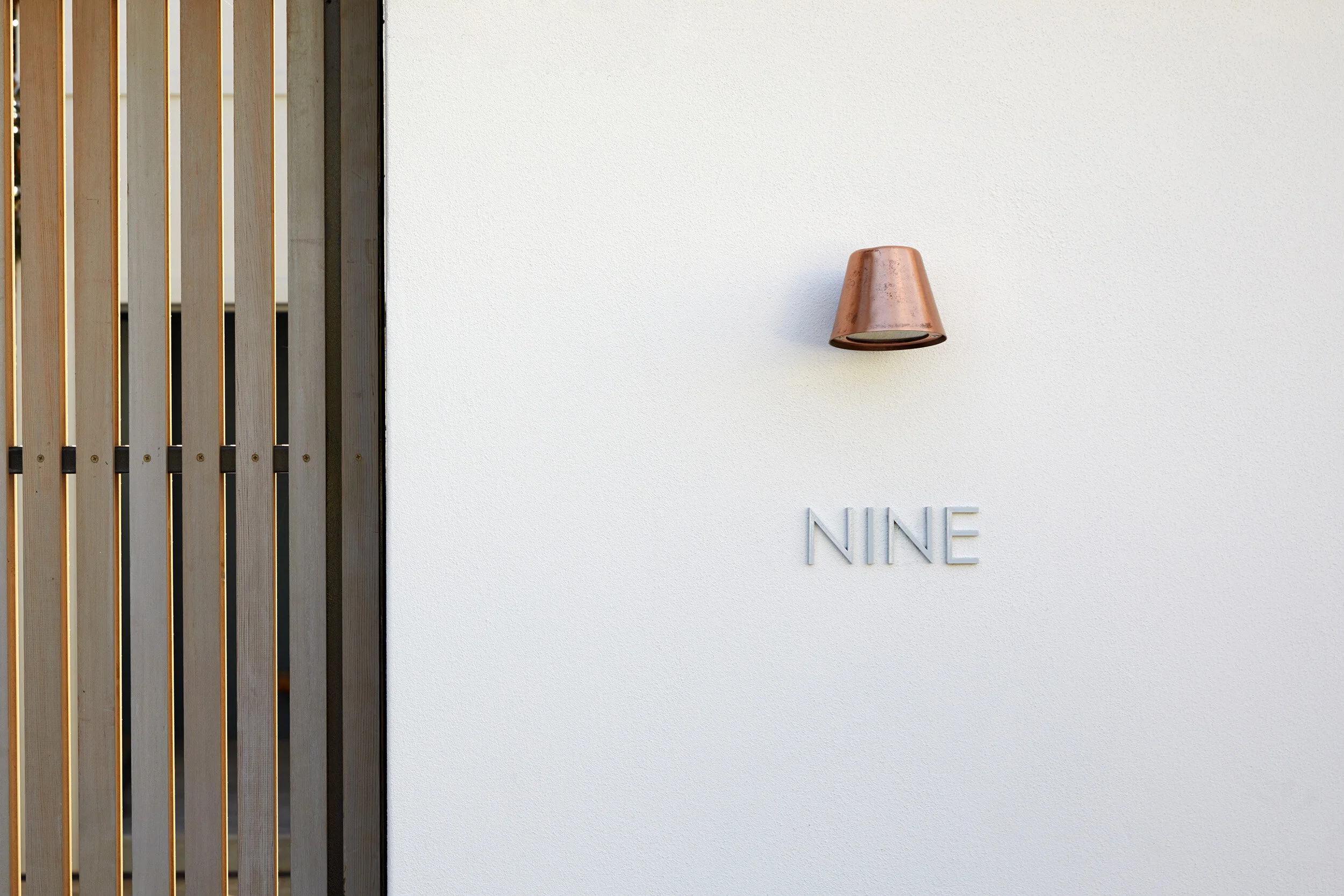 Balmoral Entry Light