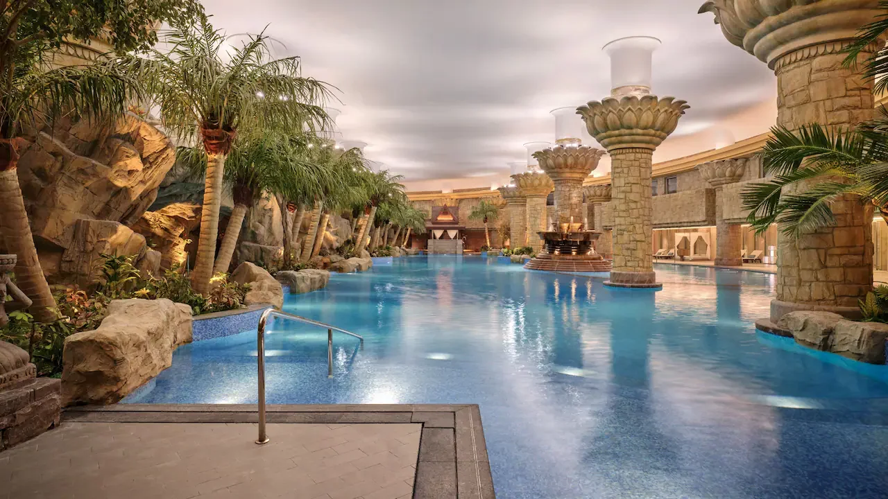 BEIGH-P0534-Swimming-Pool.16x9.webp