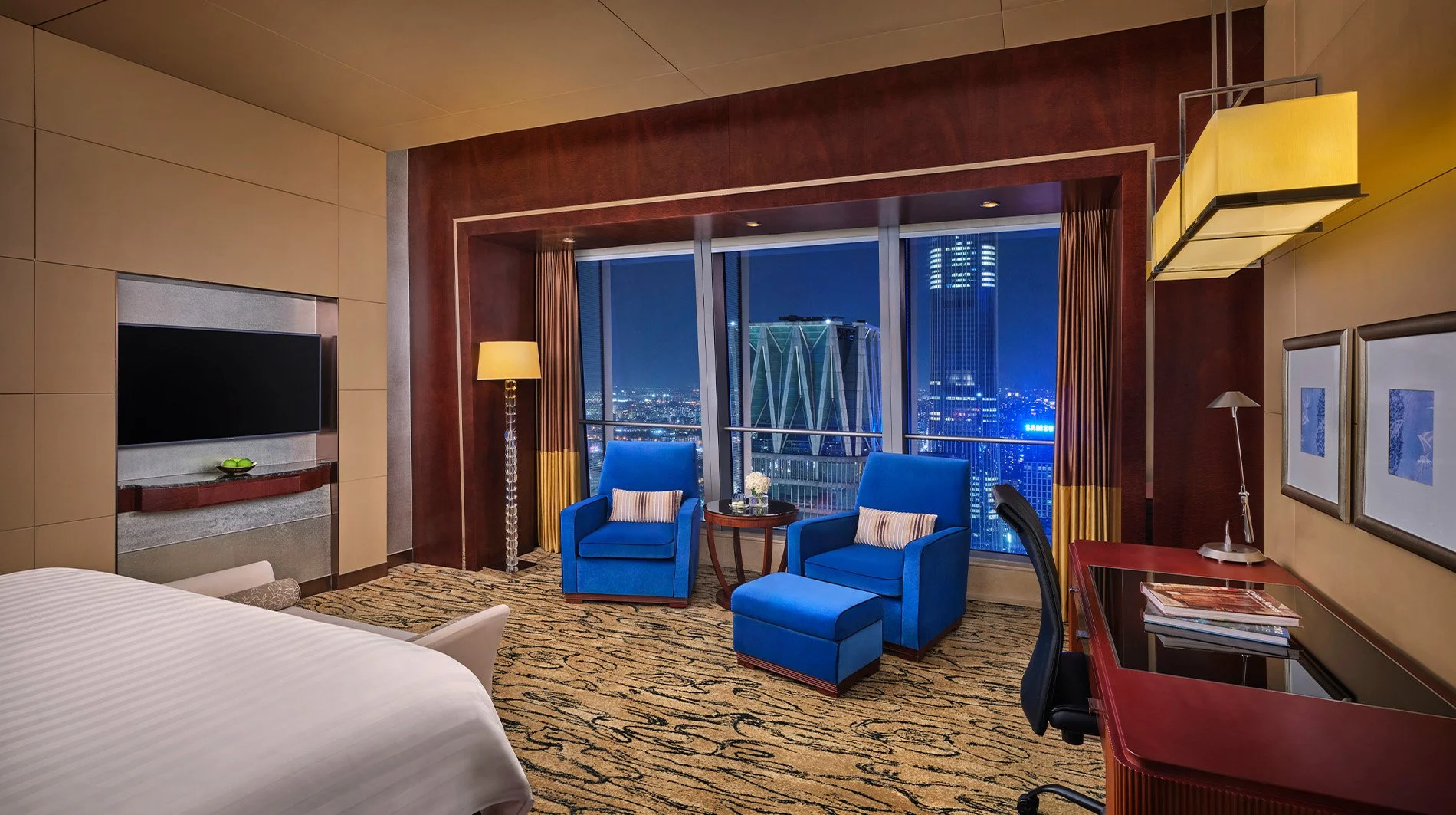 china-world-summit-wing-beijing-guestroom5.jpg