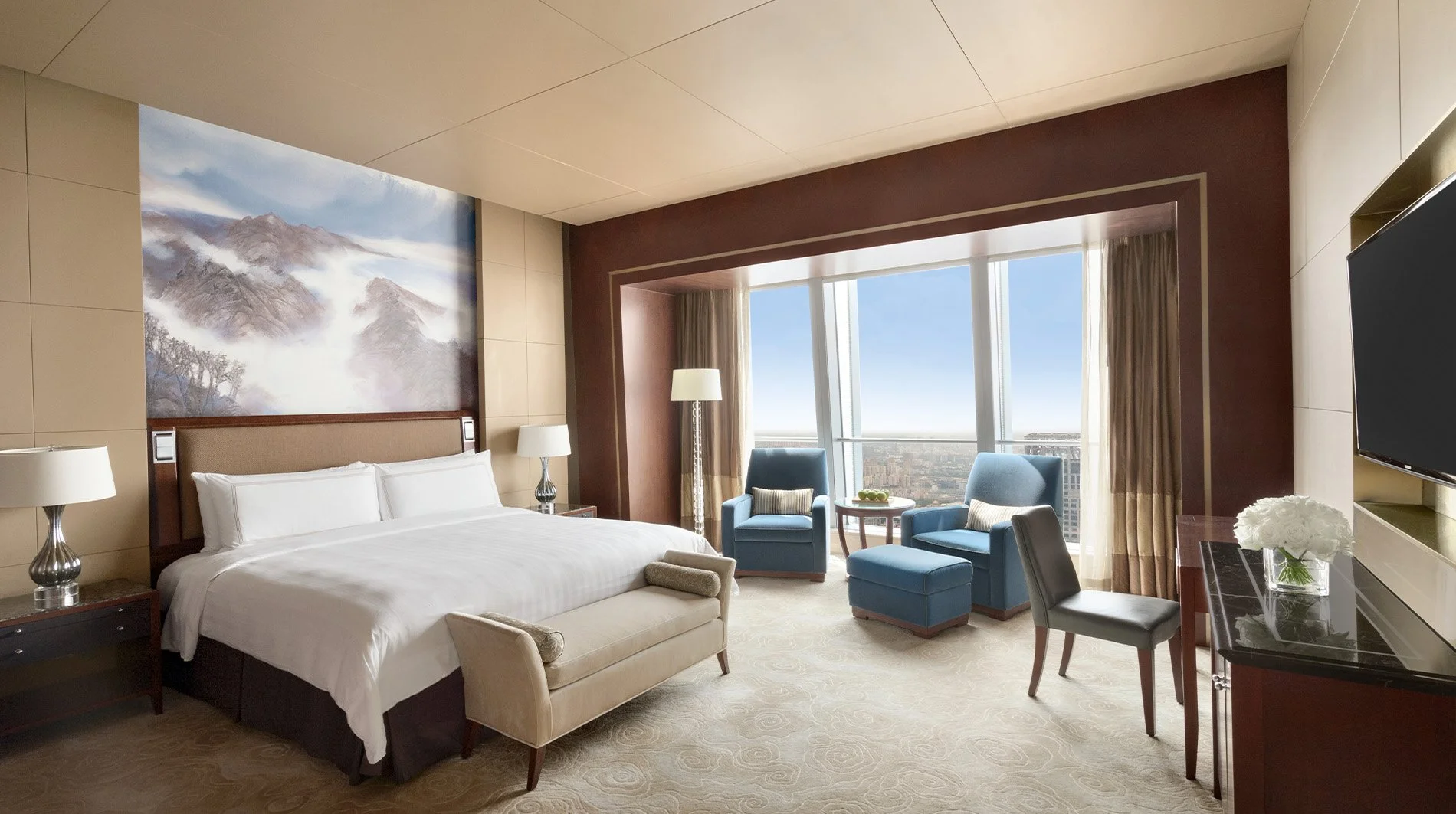 china-world-summit-wing-beijing-guestroom.jpg