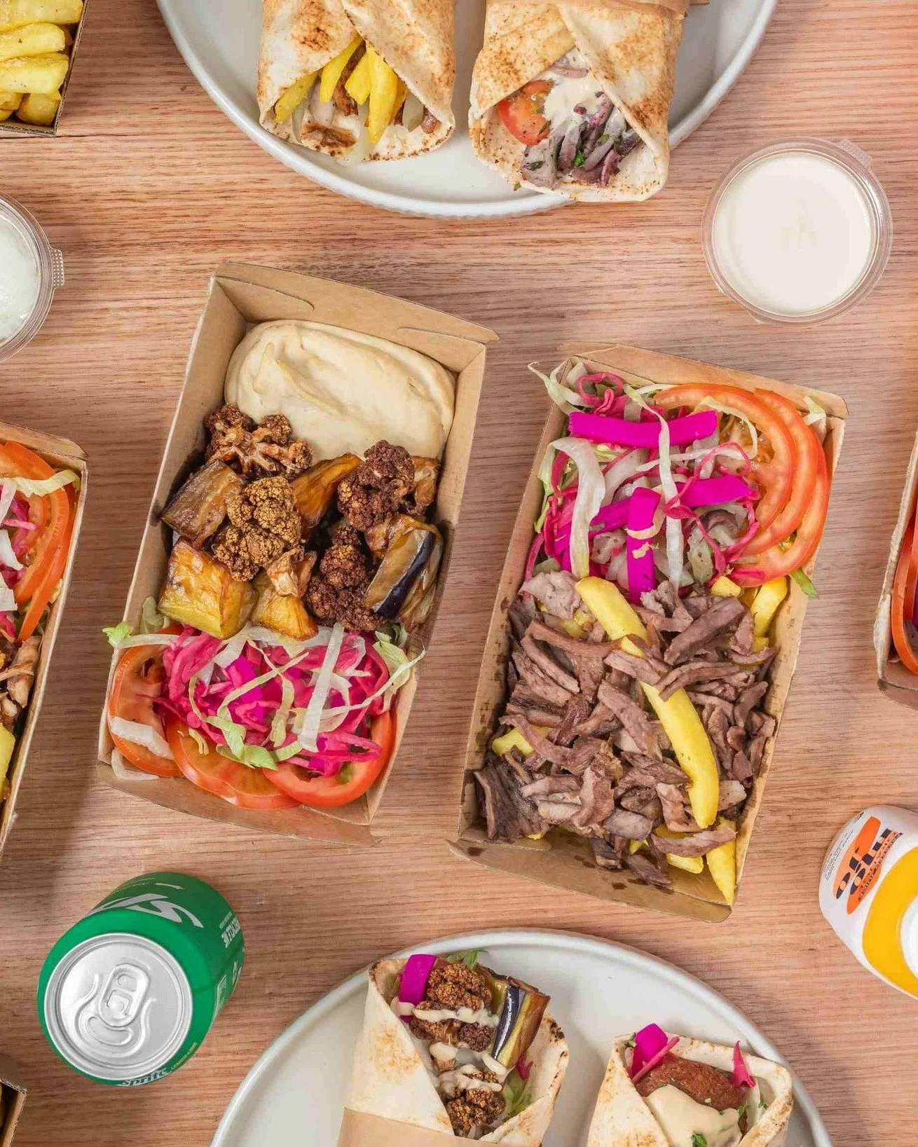 🥙 Enjoy authentic Lebanese flavours at @babaslebanesekitchen. From tender shawarma chicken wraps to fresh falafel bowls, every bite is packed with vibrant spices and made with care.

#CBD #citycross #adelaide #babas #lebanese